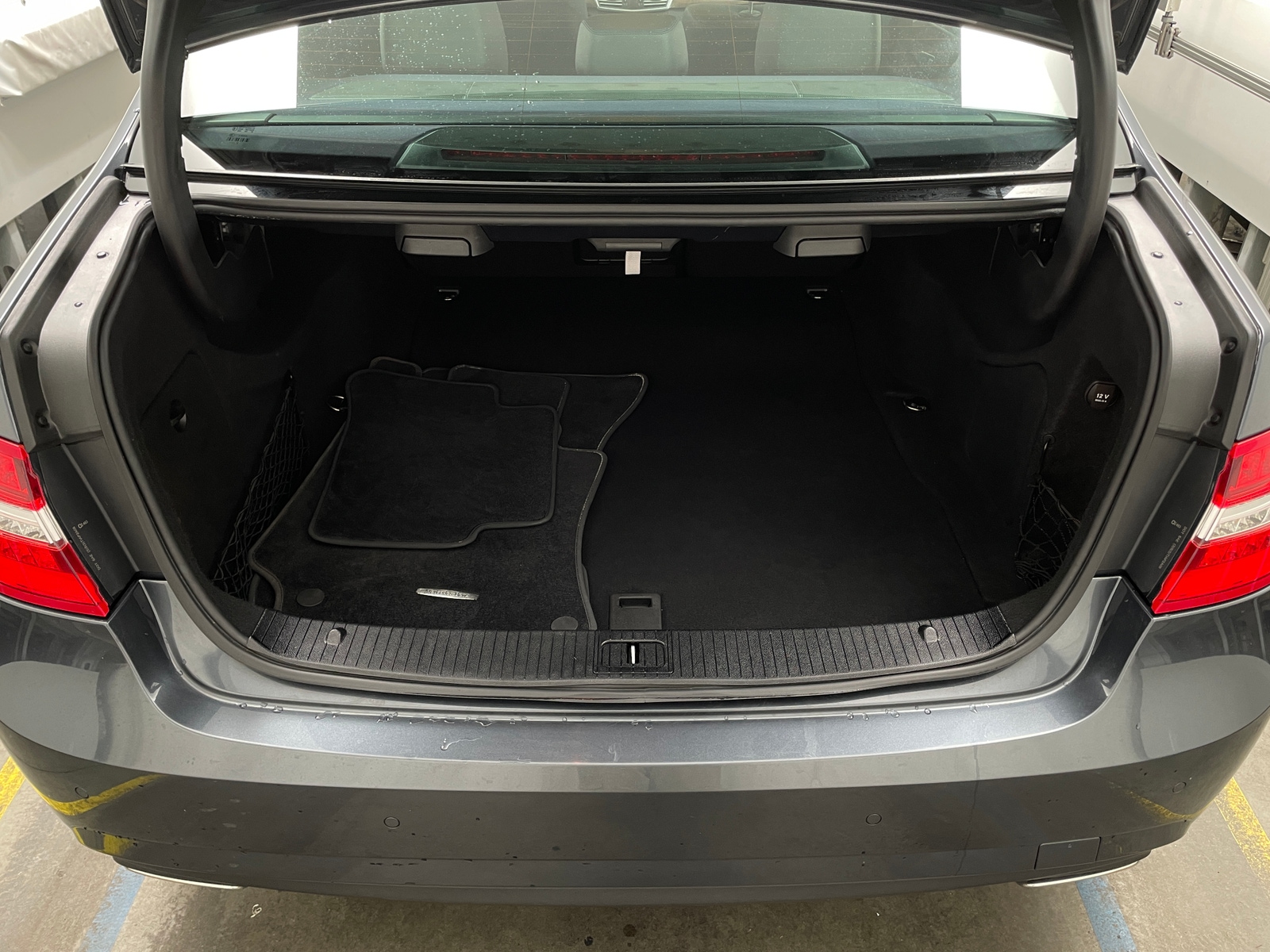 Thumbnail: 2012 Mercedes-Benz E-Class - 6