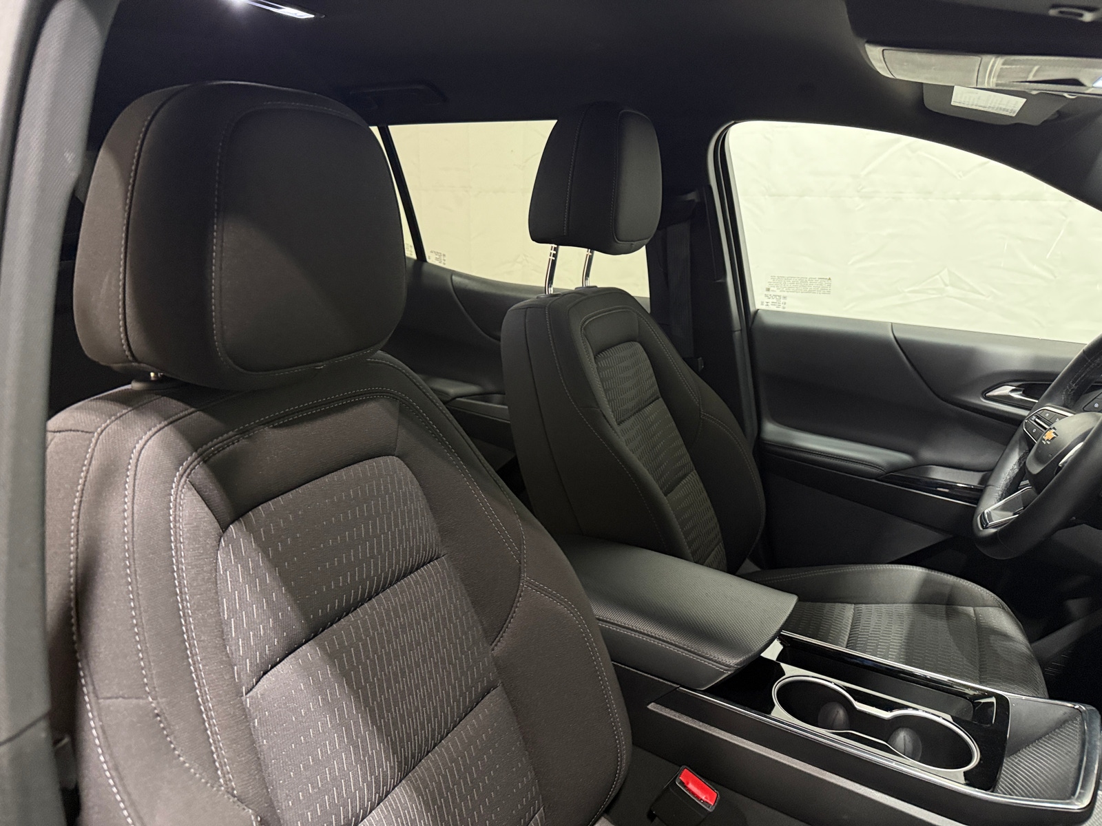 Thumbnail: 2025 Chevrolet Equinox - 2