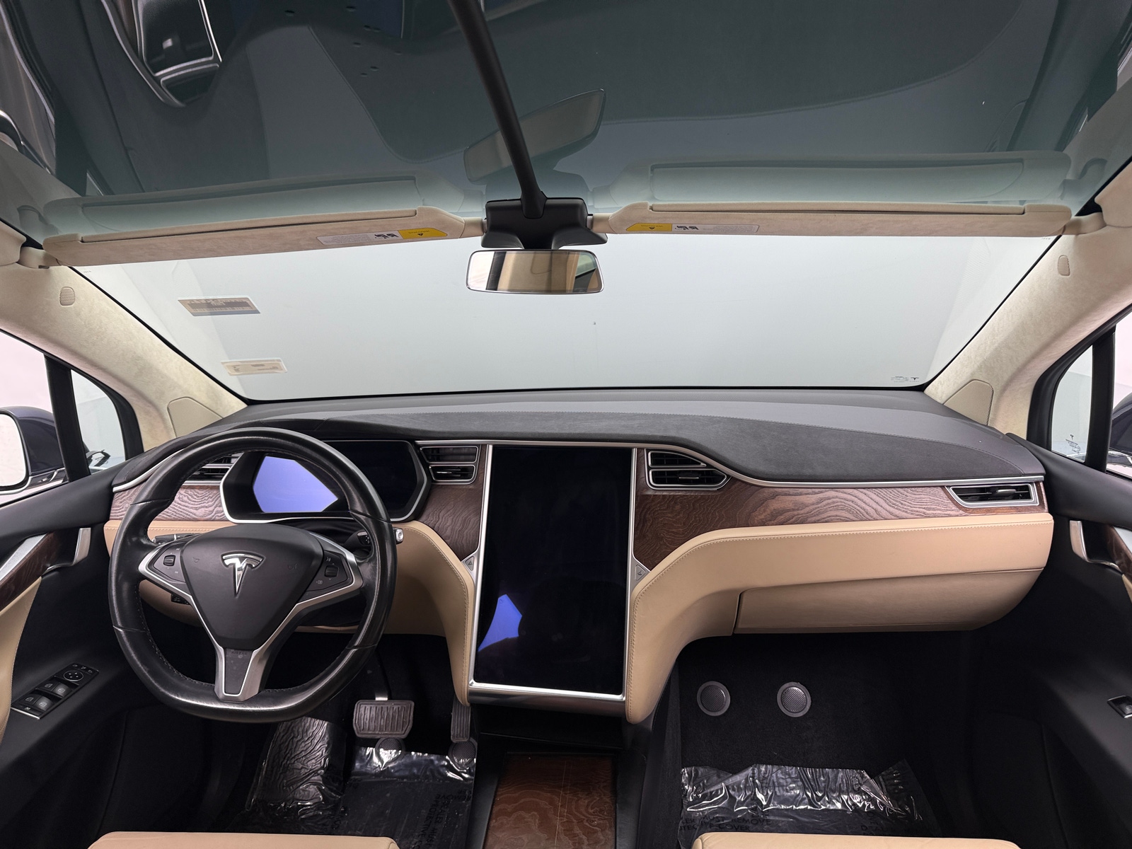 Thumbnail: 2017 Tesla Model X - 2