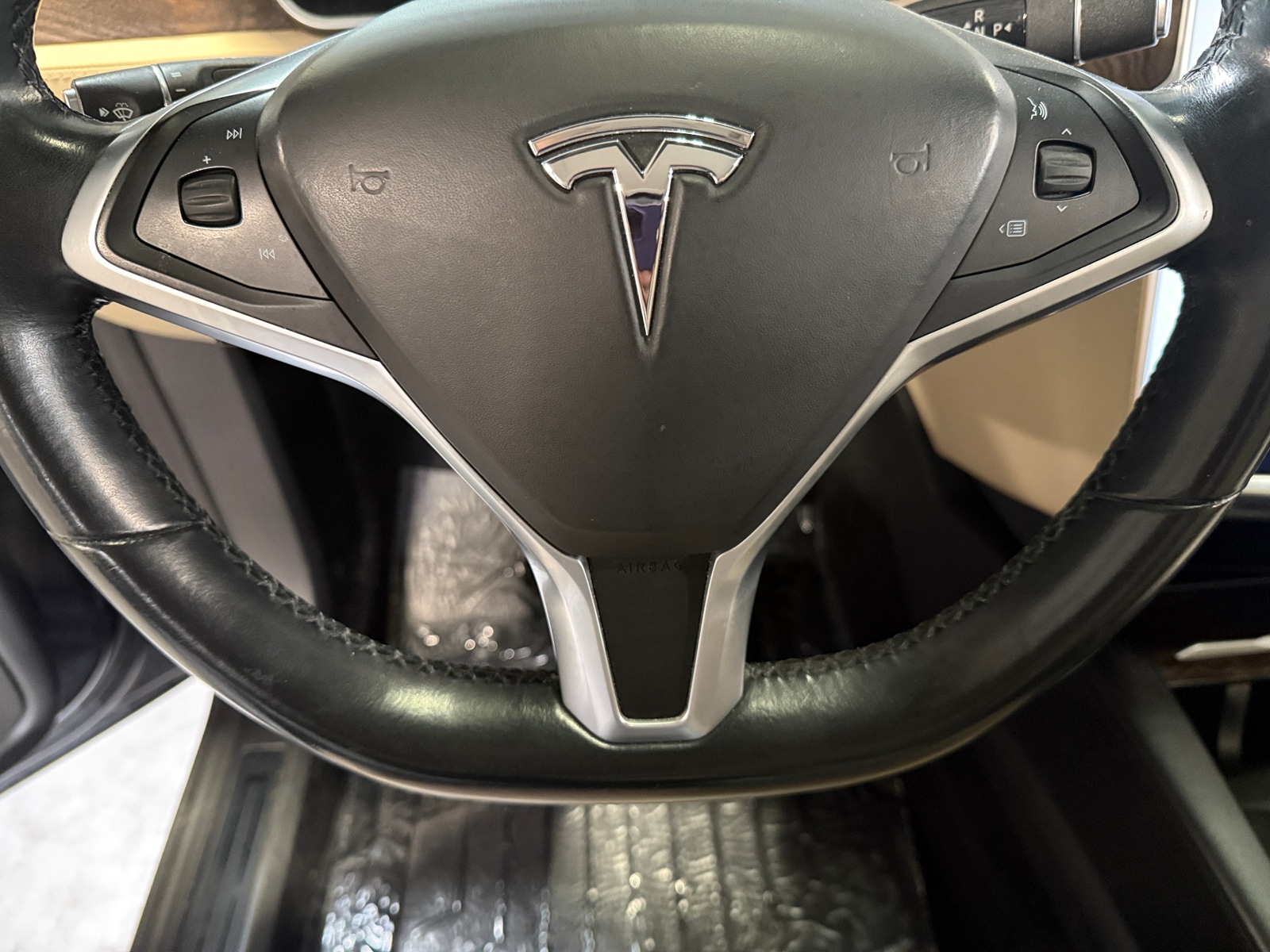 Thumbnail: 2017 Tesla Model X - 4