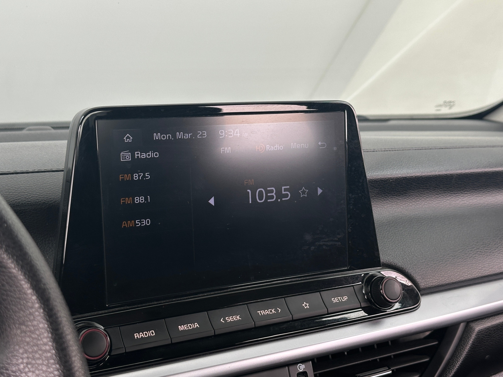 Thumbnail: 2023 Kia Forte - 4