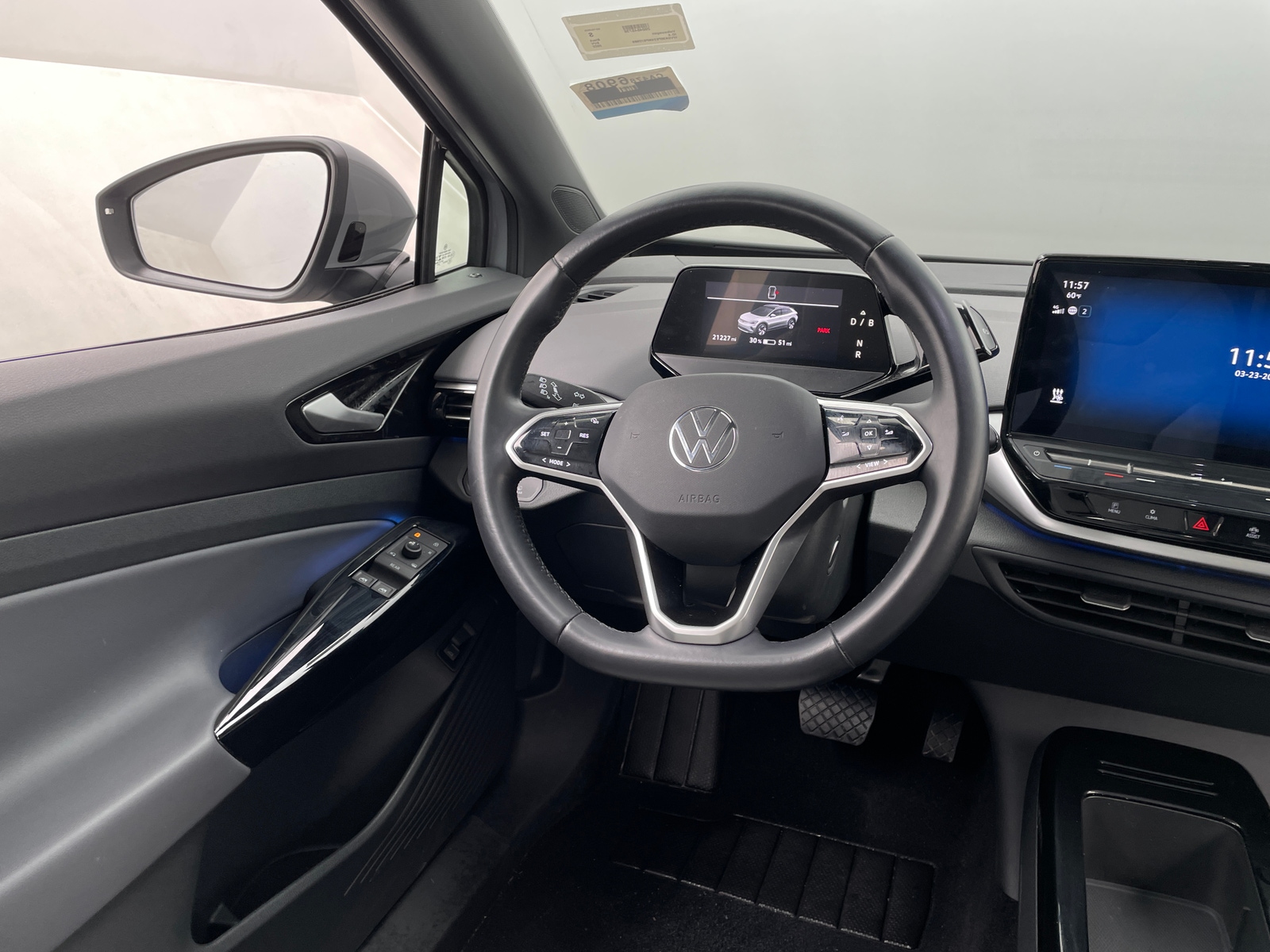 Thumbnail: 2022 Volkswagen ID.4 - 4