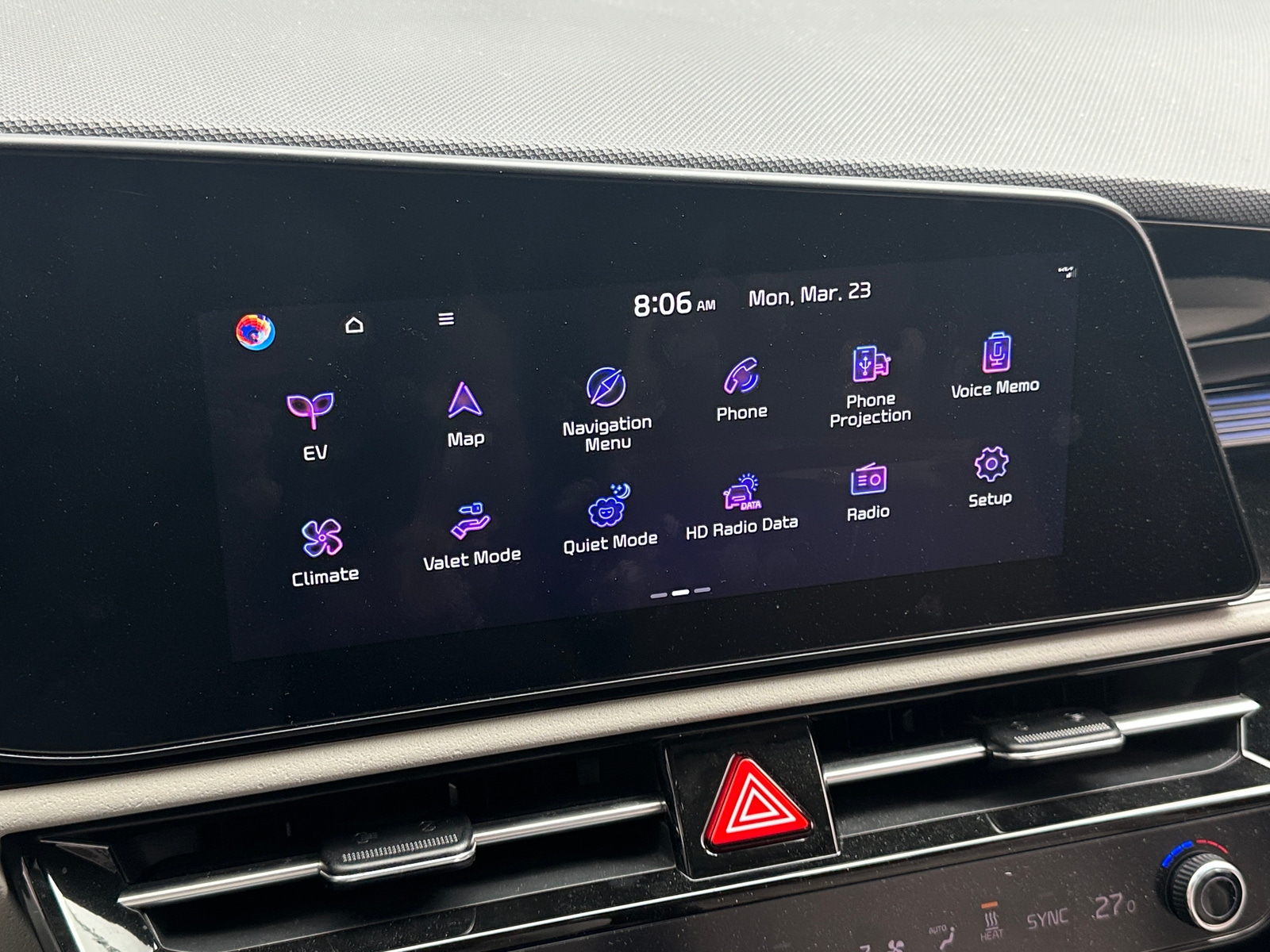 Thumbnail: 2024 Kia Niro - 3