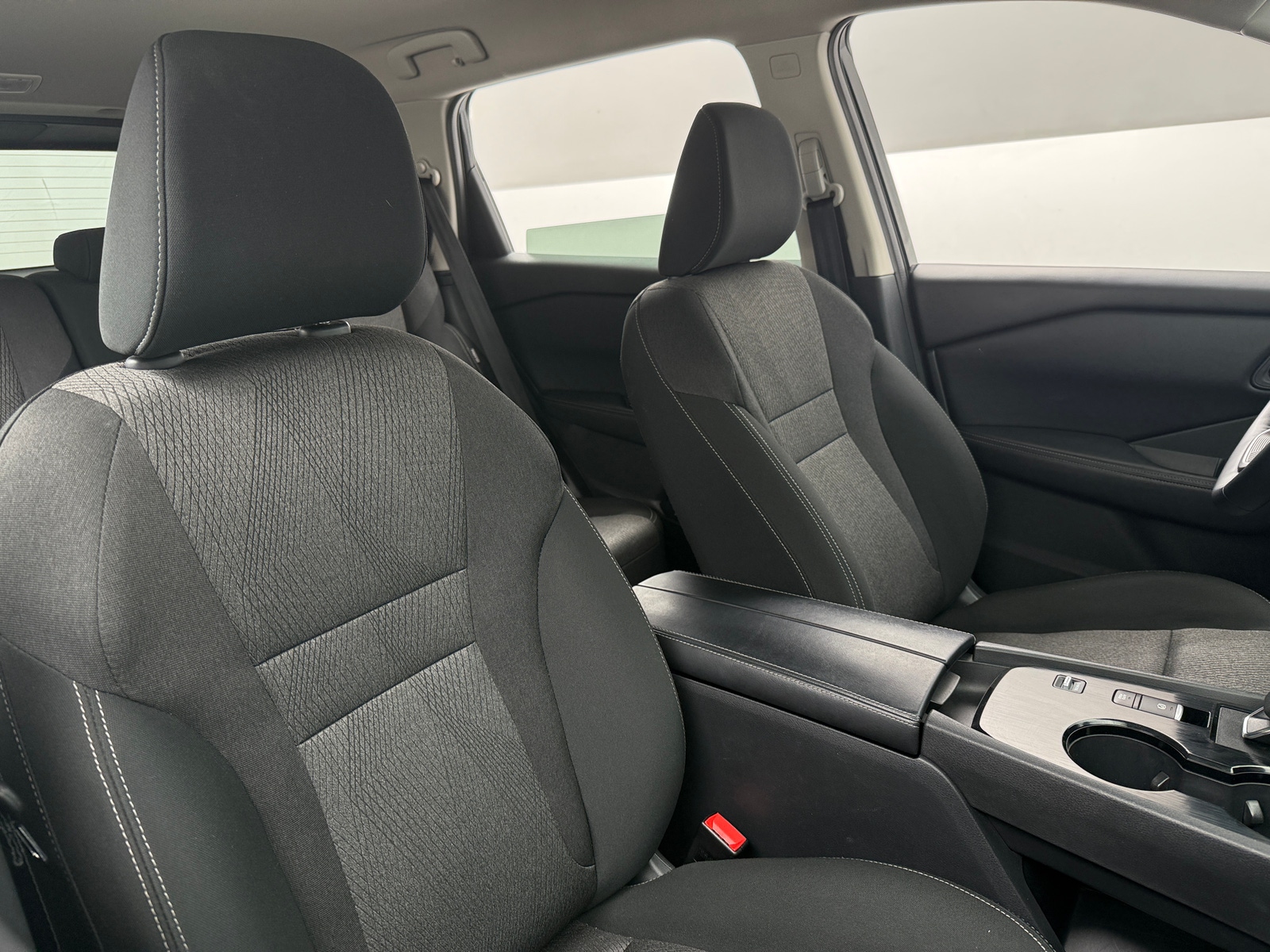 Thumbnail: 2025 Nissan Rogue - 2