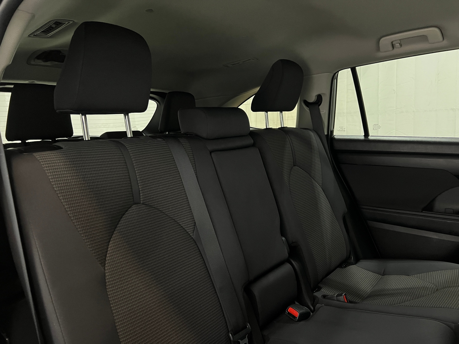 Thumbnail: 2025 Toyota Highlander - 6