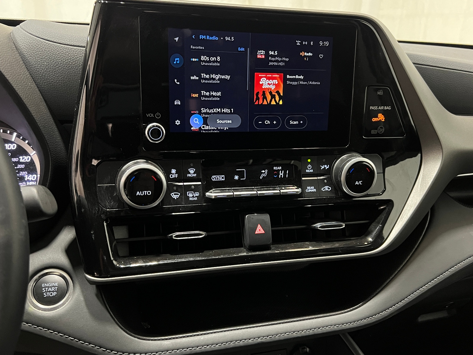 Thumbnail: 2025 Toyota Highlander - 4