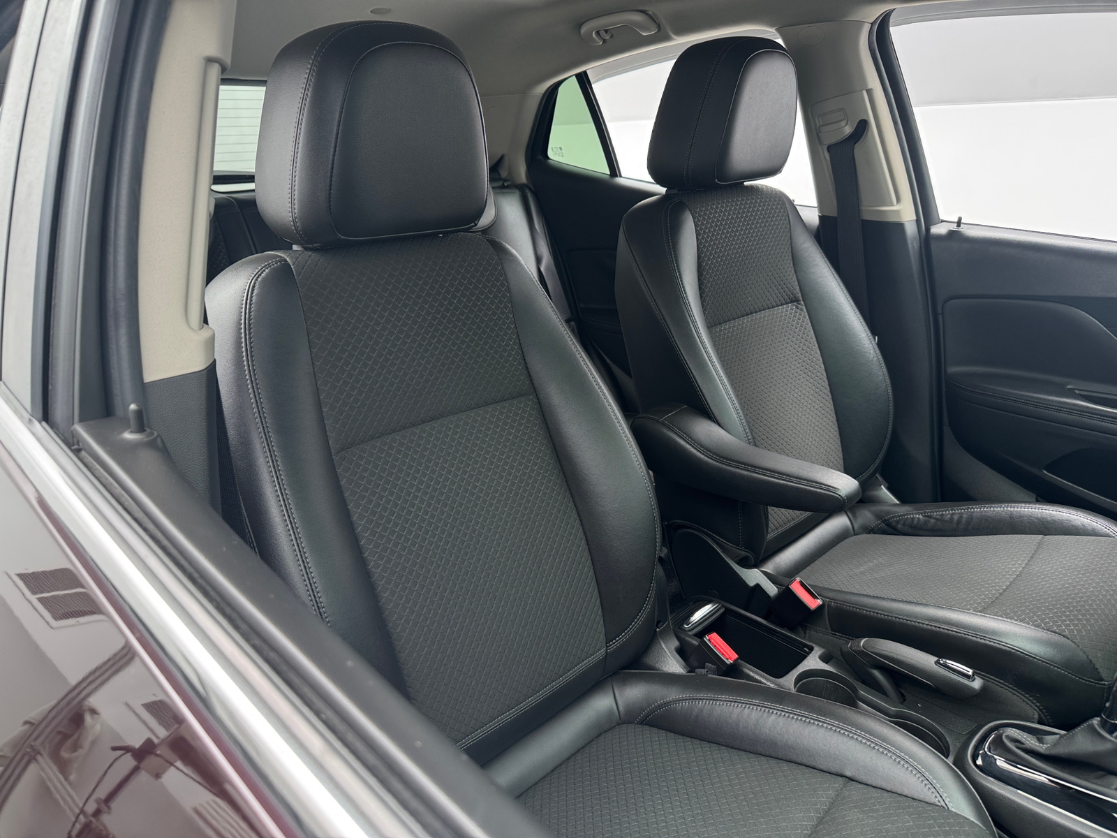 Thumbnail: 2017 Buick Encore - 2