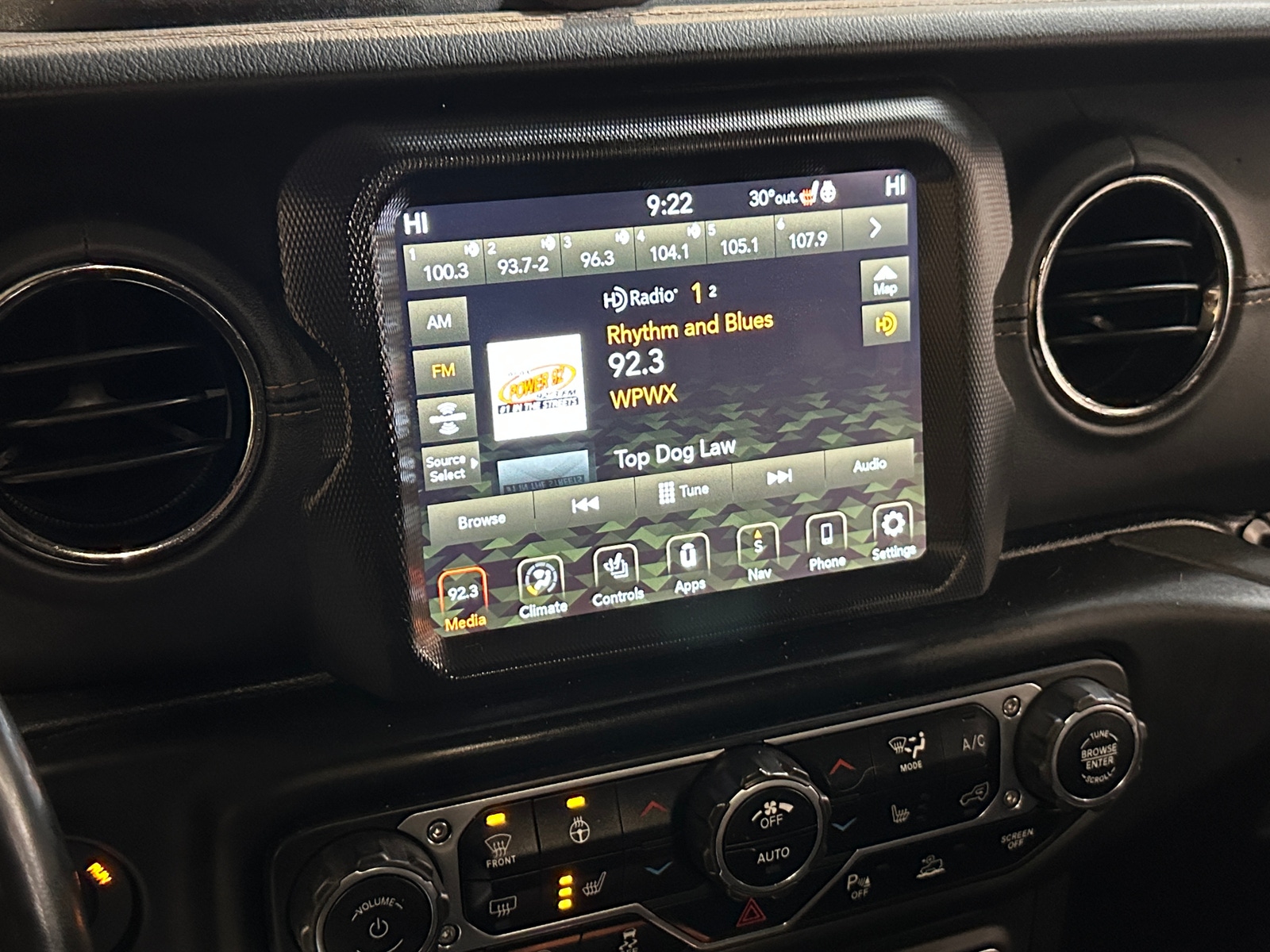 Thumbnail: 2021 Jeep Gladiator - 3