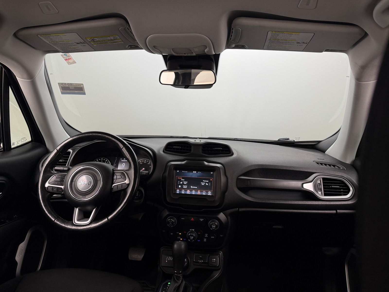 Thumbnail: 2018 Jeep Renegade - 3