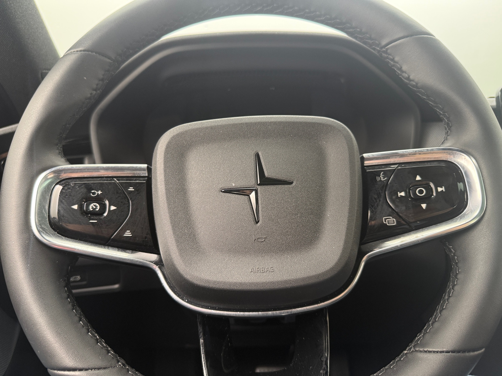 Thumbnail: 2023 Polestar 2 - 5