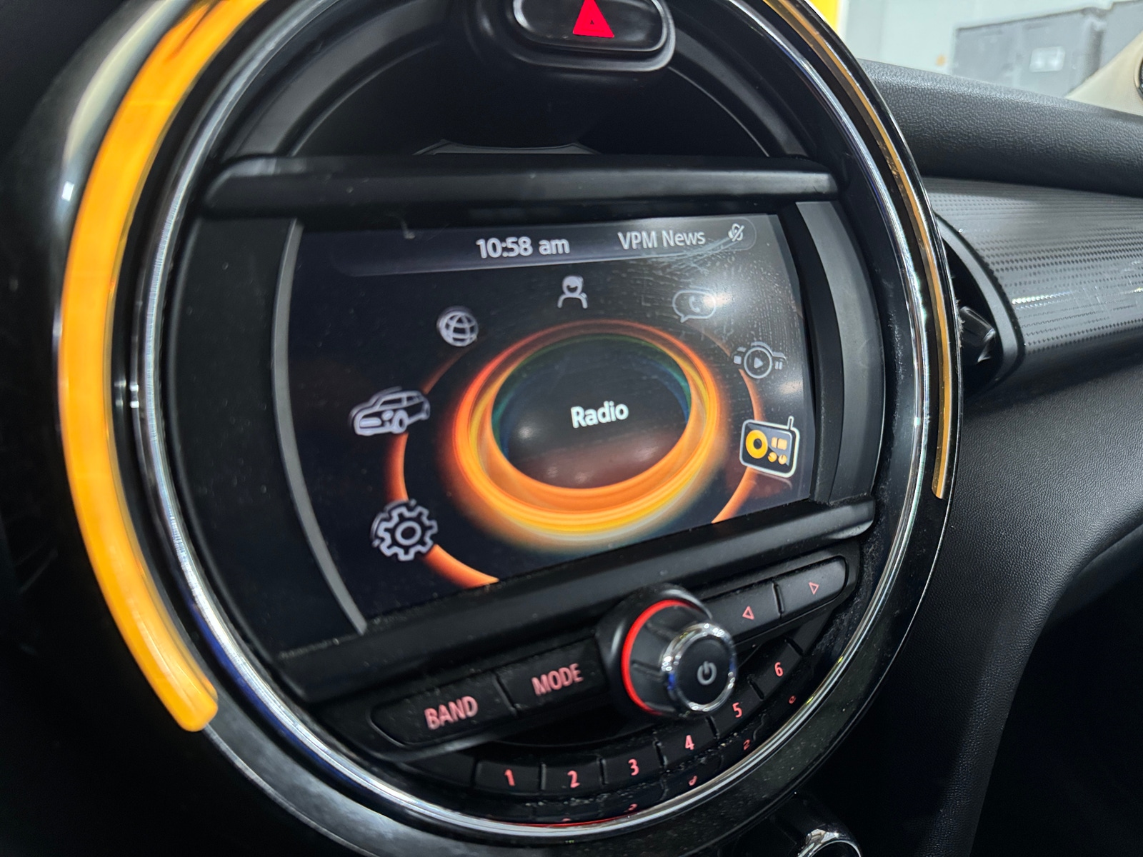 Thumbnail: 2017 MINI Cooper Hardtop - 3