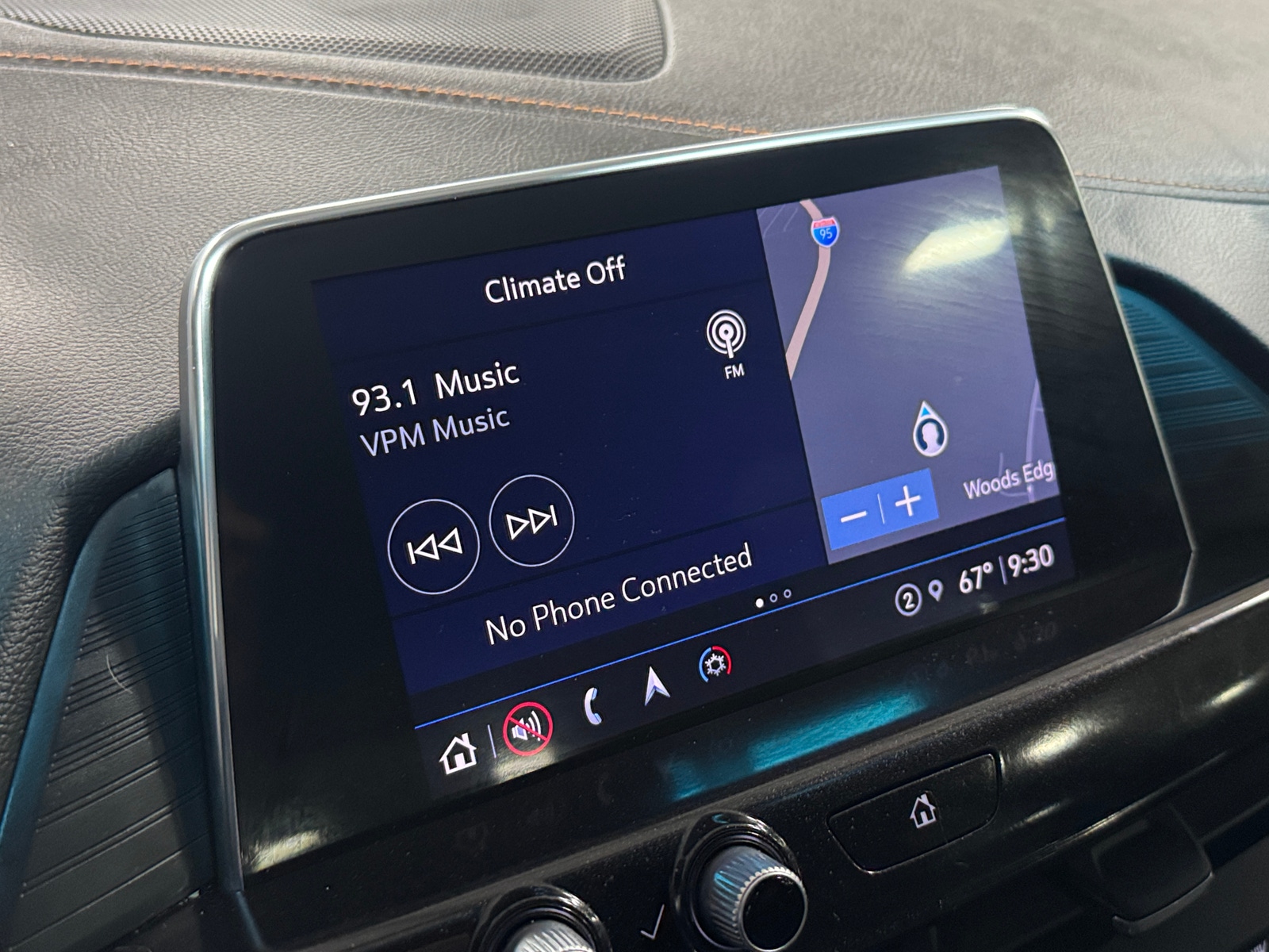 Thumbnail: 2024 Cadillac CT4 - 3