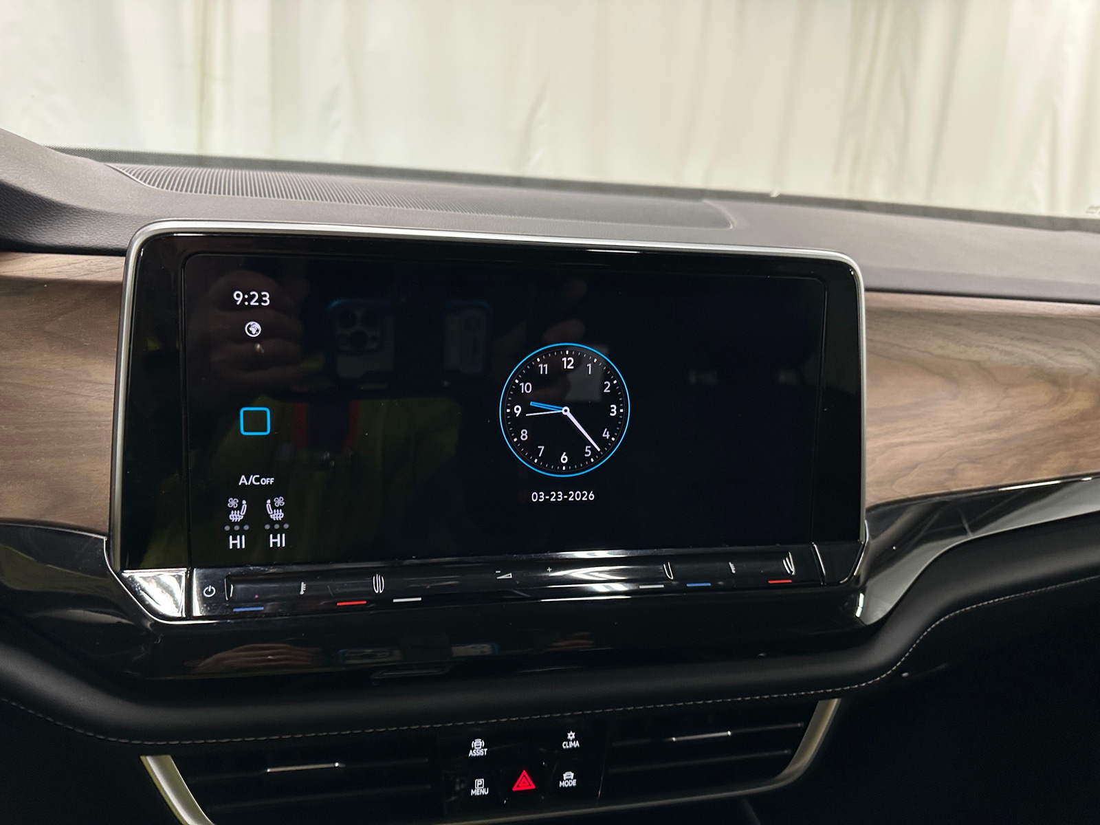 Thumbnail: 2025 Volkswagen Atlas - 3