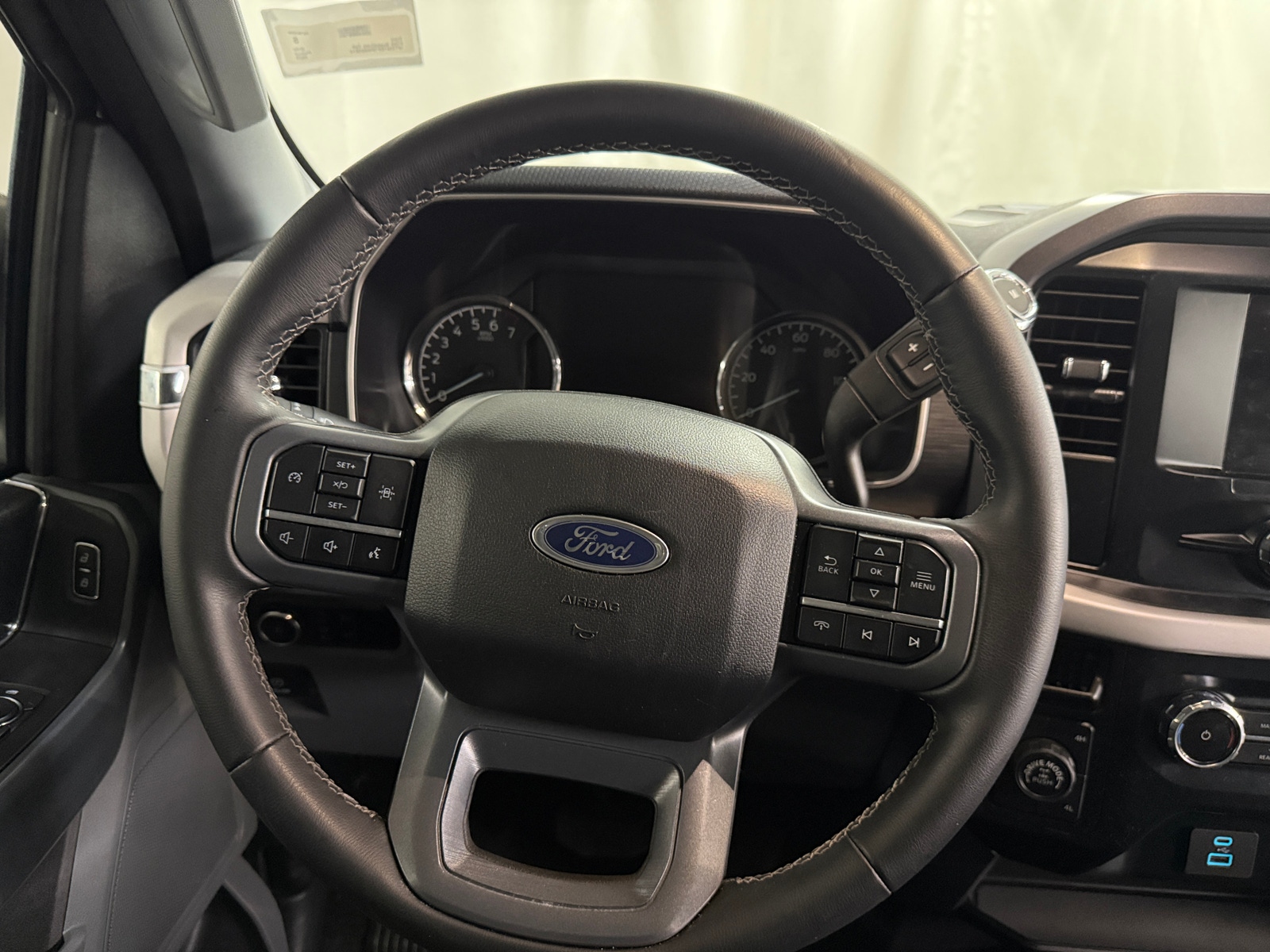 Thumbnail: 2023 Ford Econoline - 5