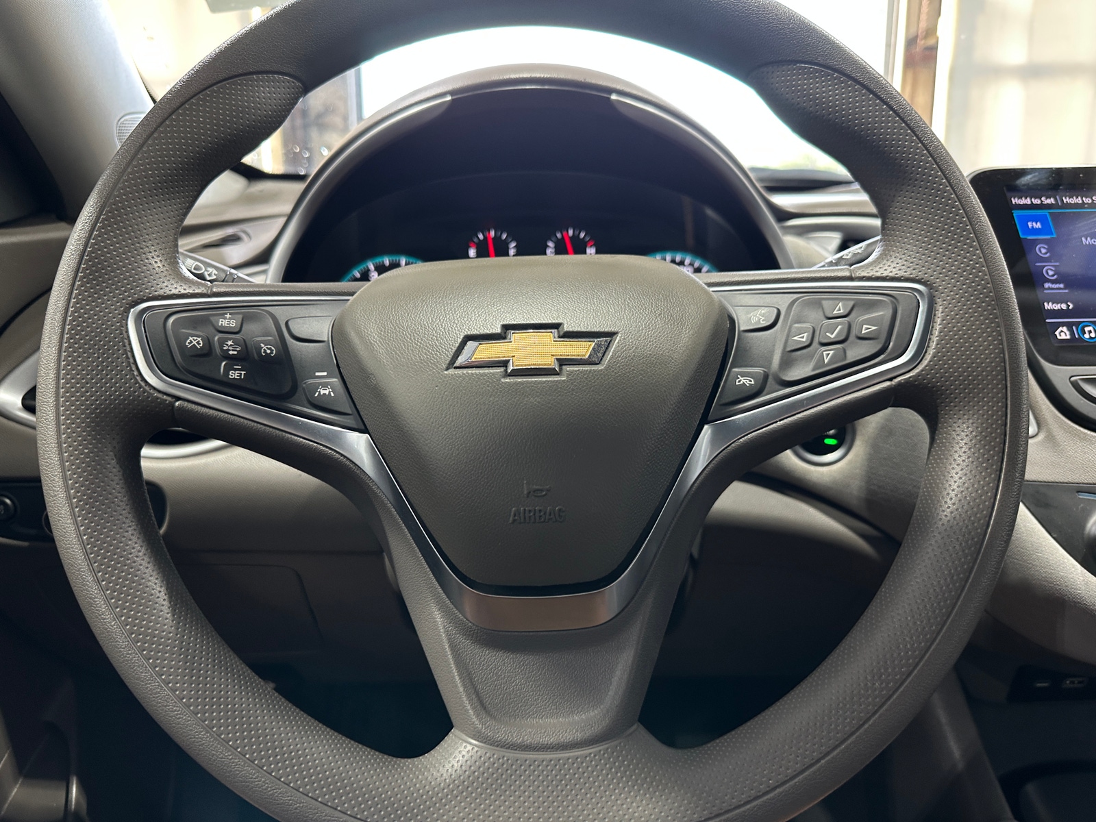 Thumbnail: 2024 Chevrolet Malibu - 5