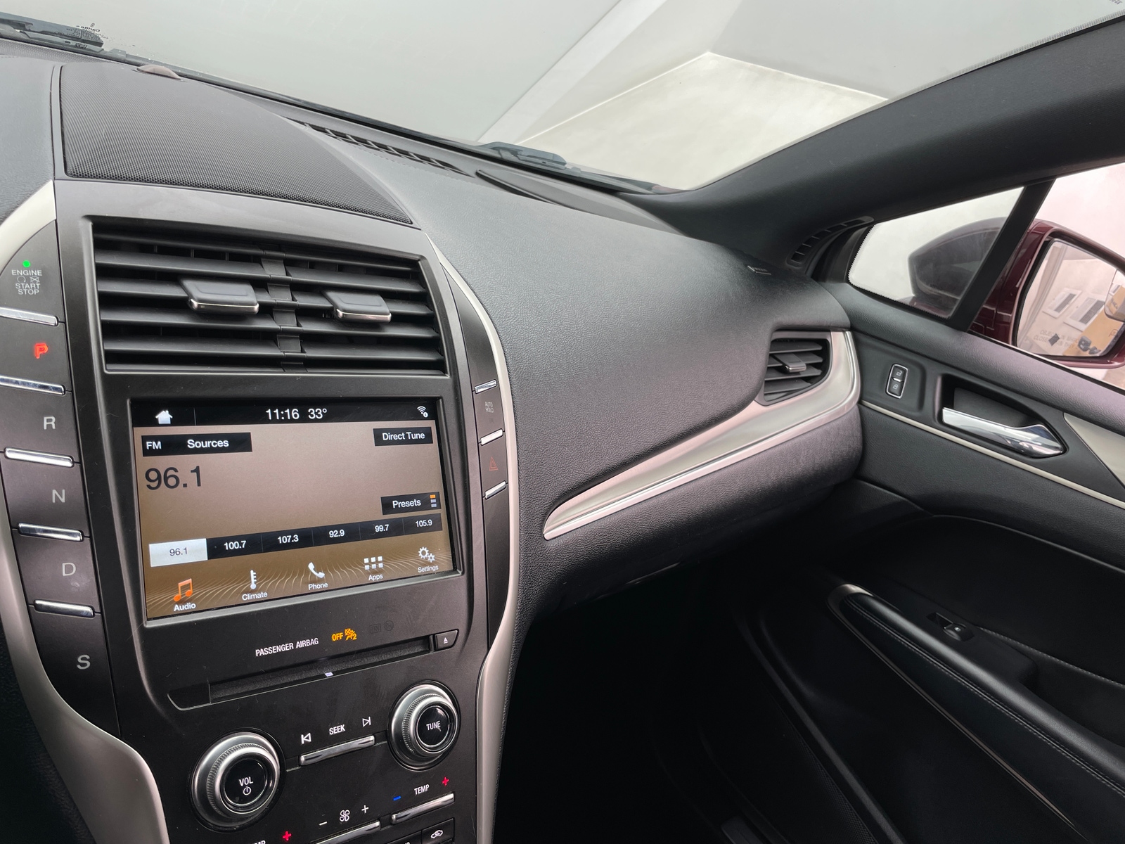 Thumbnail: 2018 Lincoln MKC - 3