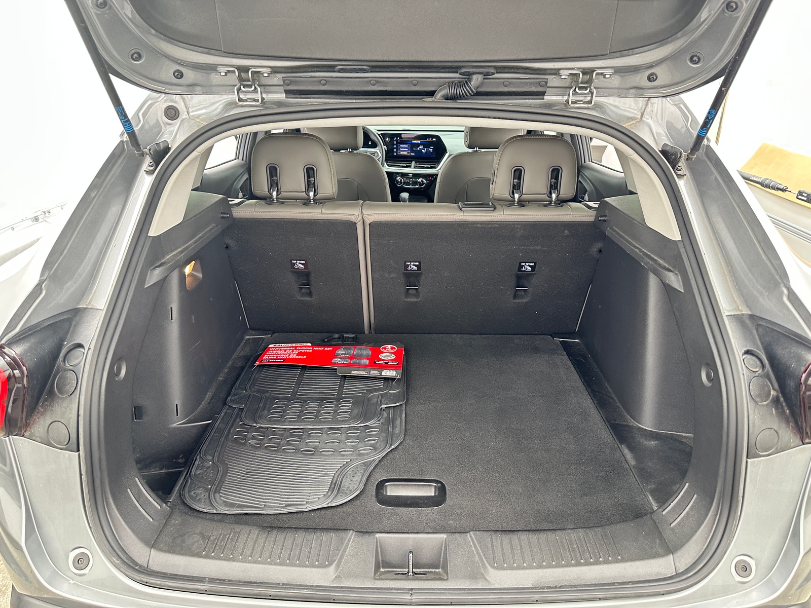 Thumbnail: 2025 Chevrolet Trax - 6