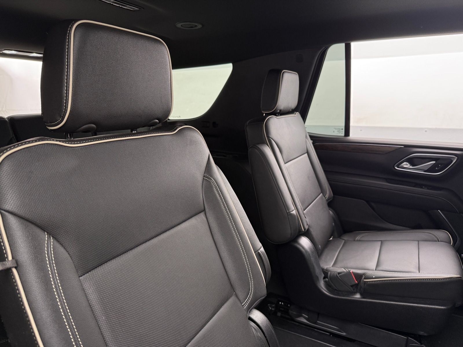 Thumbnail: 2021 Chevrolet Tahoe - 5