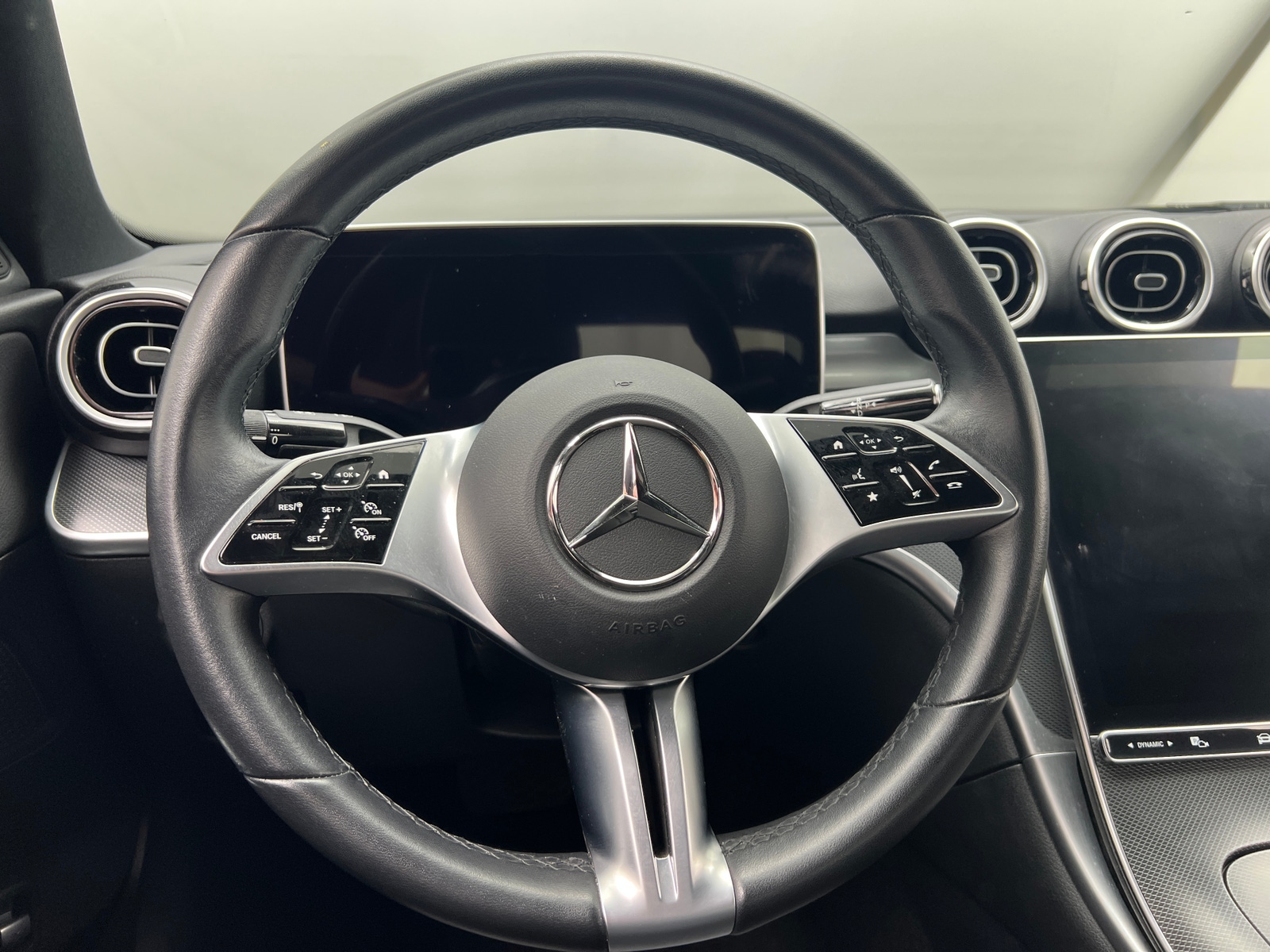 Thumbnail: 2024 Mercedes-Benz C-Class - 4