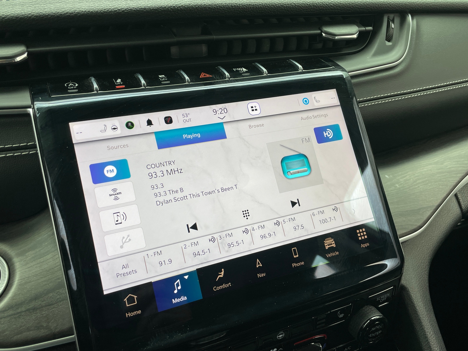 Thumbnail: 2023 Jeep Grand Cherokee L - 3