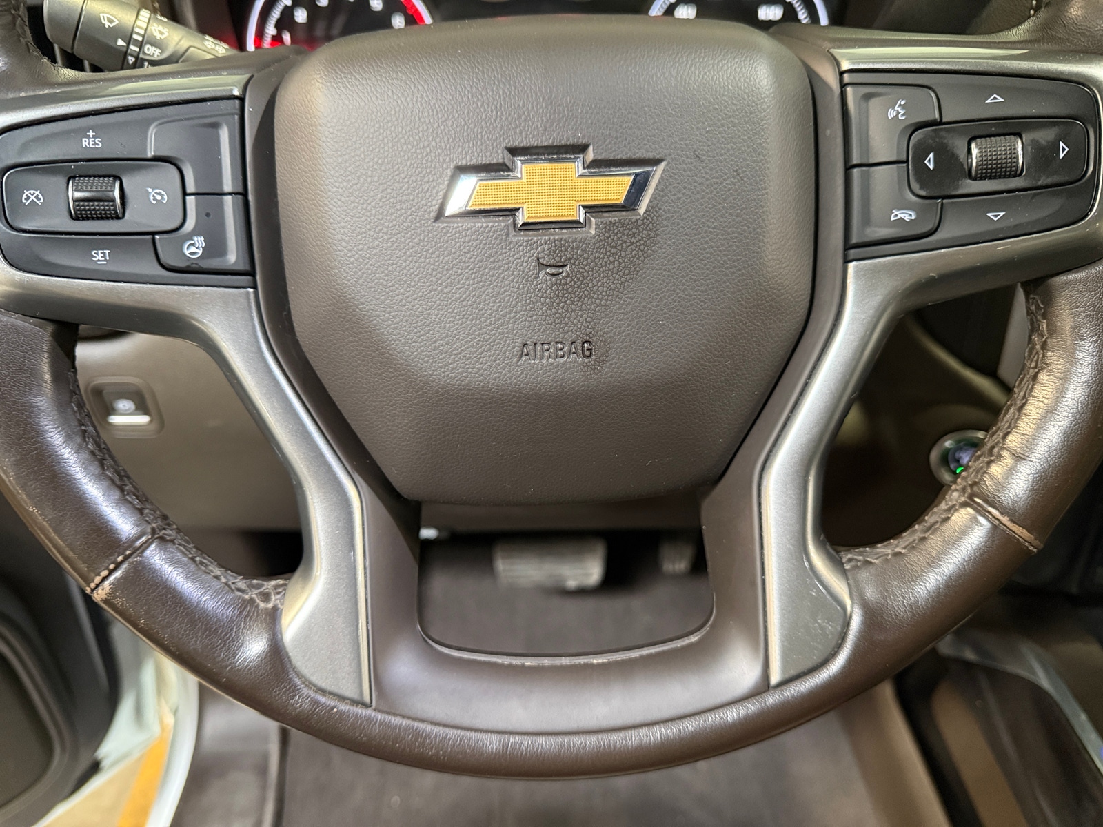 Thumbnail: 2020 Chevrolet Silverado 1500 - 4