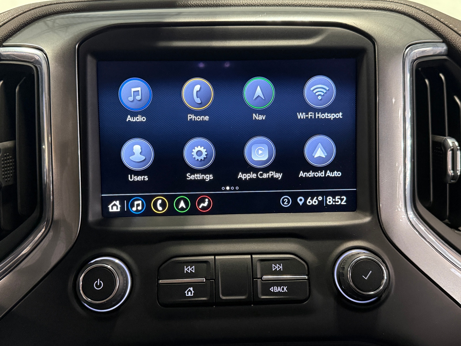 Thumbnail: 2020 Chevrolet Silverado 1500 - 3