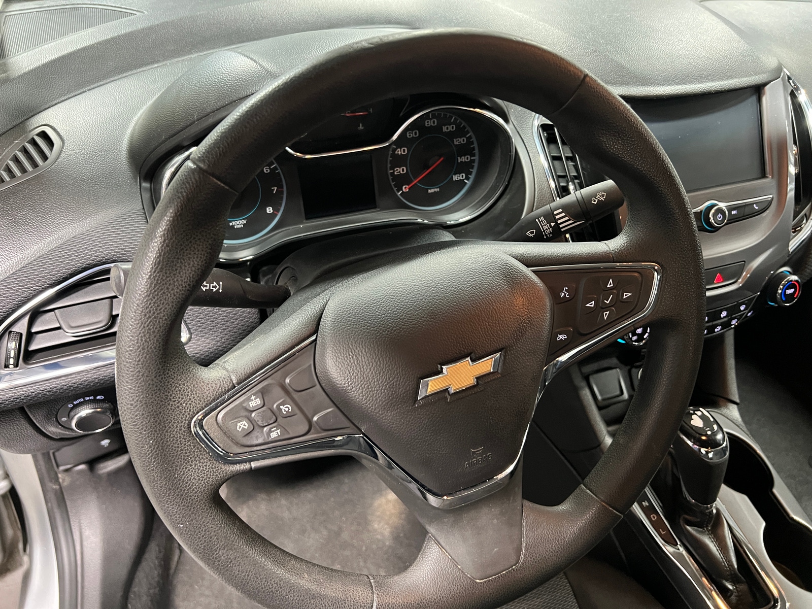 Thumbnail: 2016 Chevrolet Cruze - 5