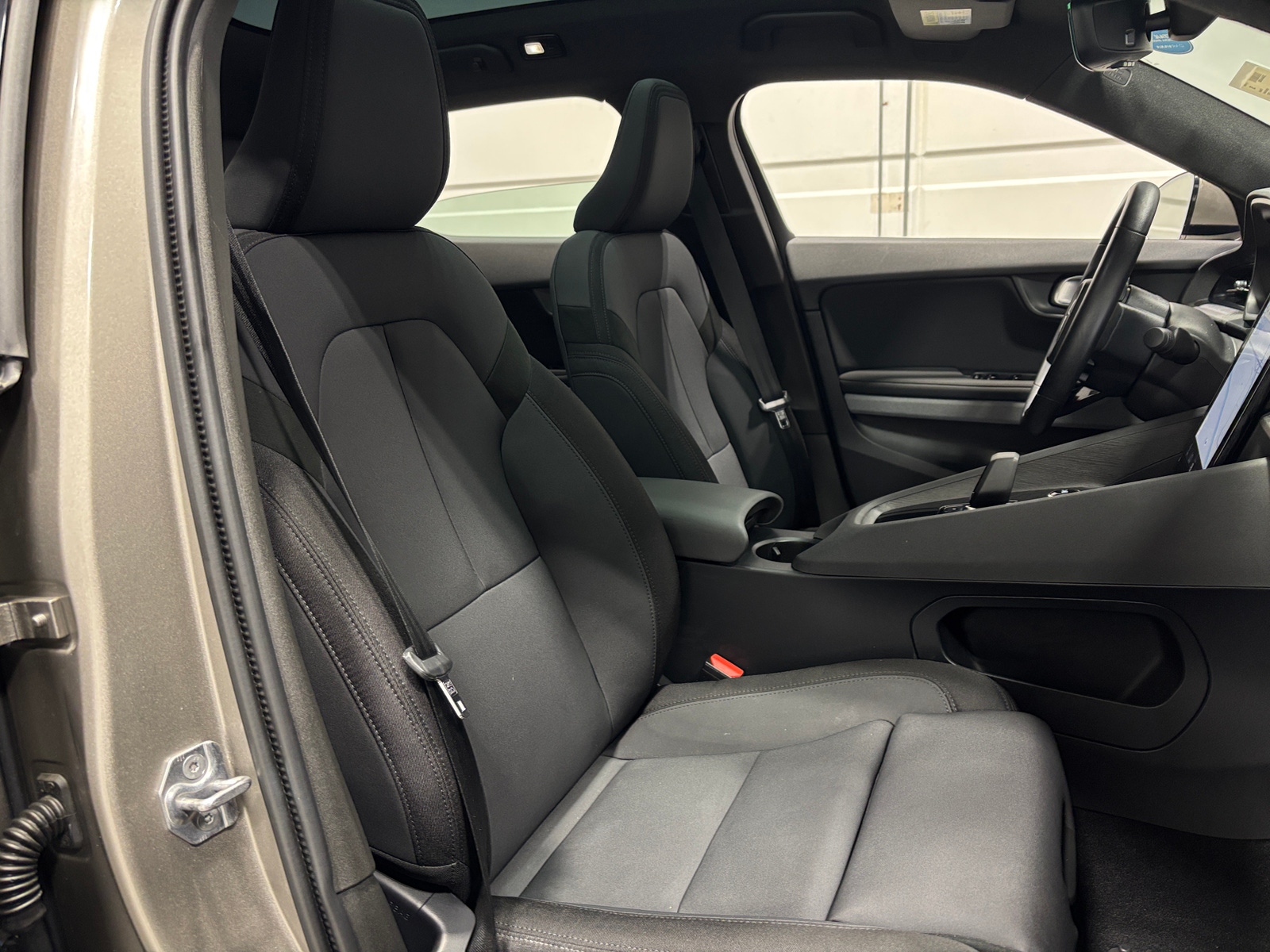 Thumbnail: 2021 Polestar 2 - 2