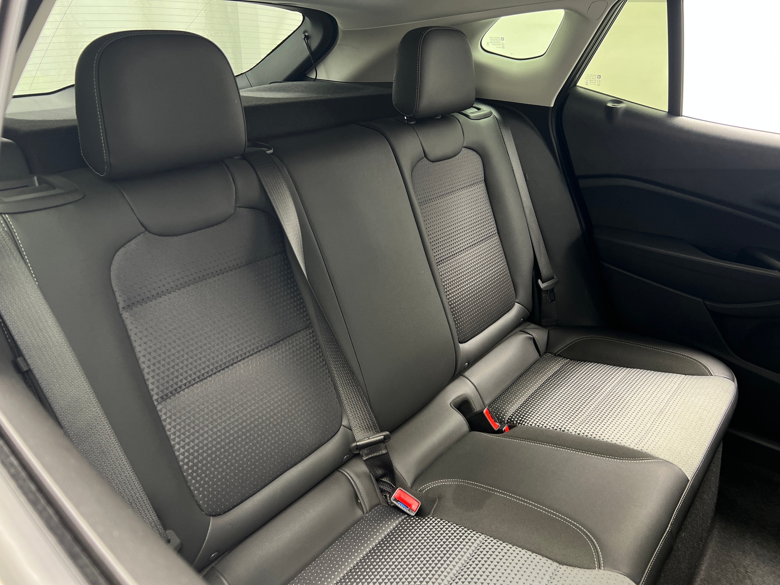 Thumbnail: 2025 Chevrolet Trax - 6