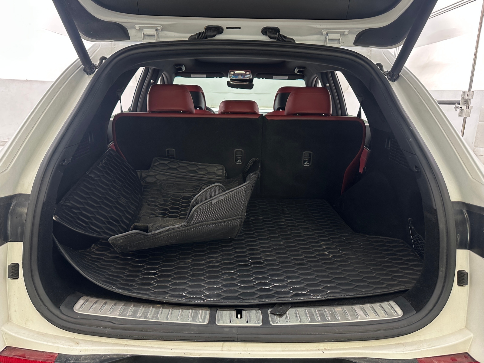 Thumbnail: 2024 Genesis GV70 - 6