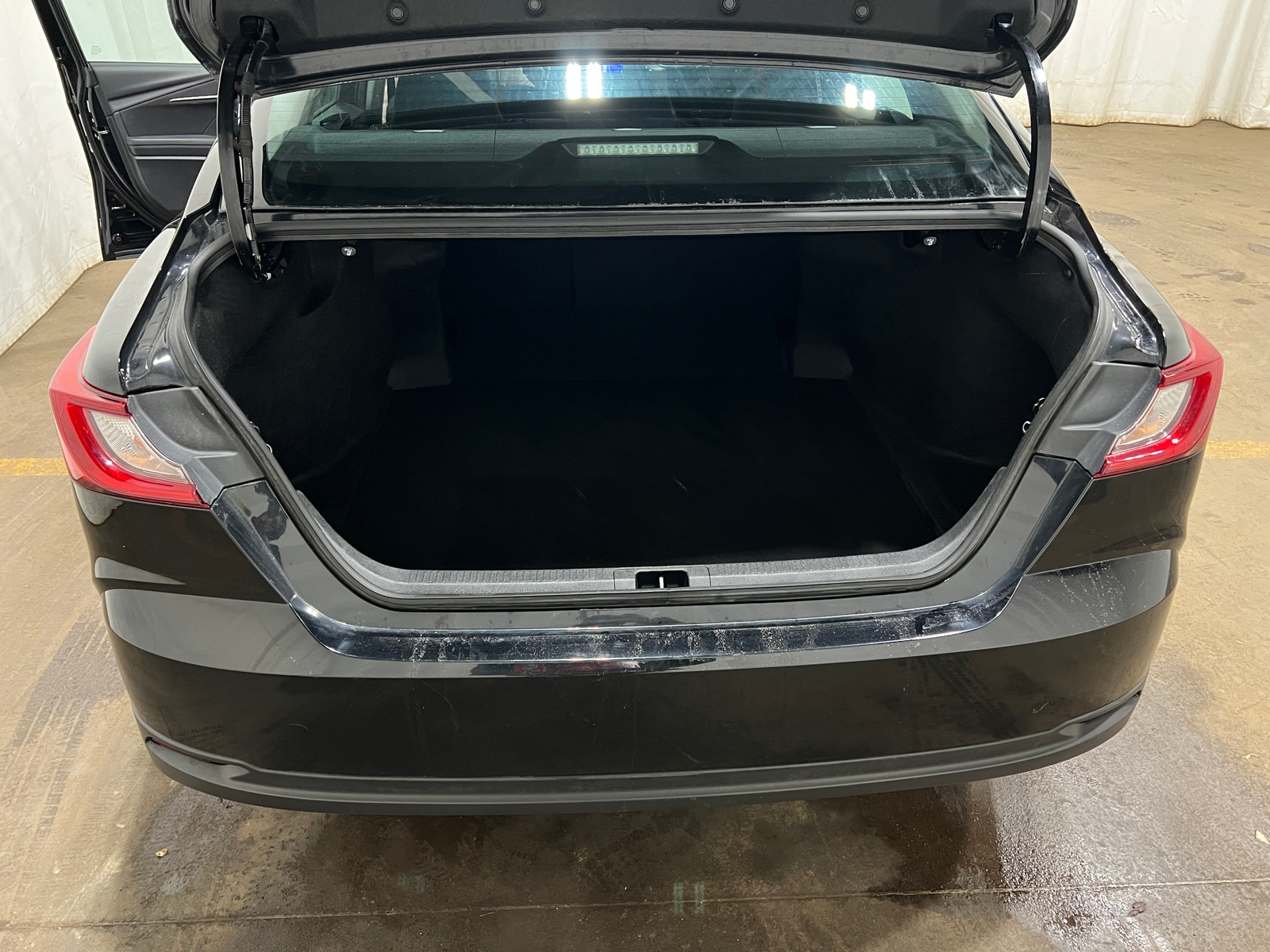 Thumbnail: 2025 Toyota Camry - 7