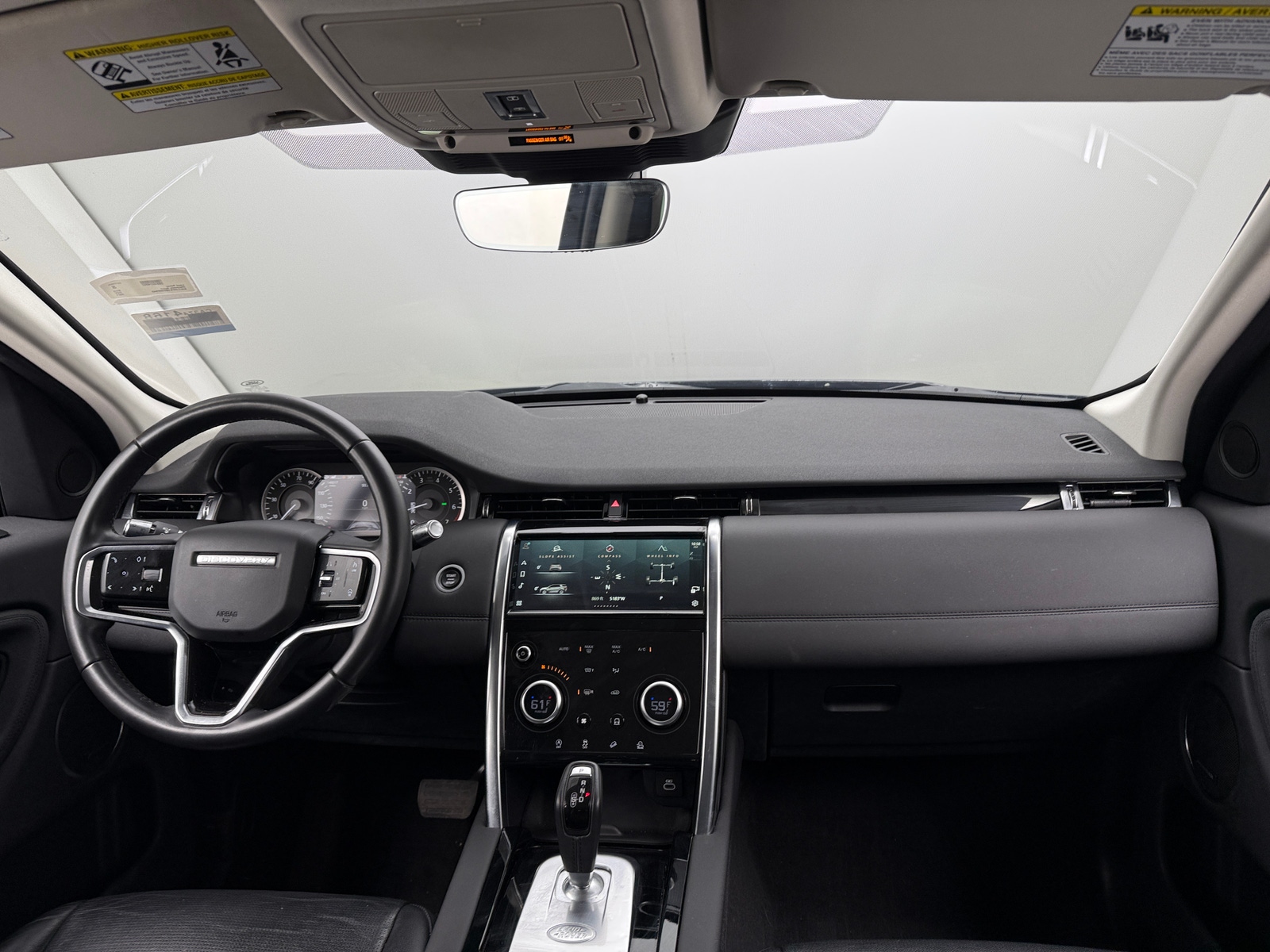 Thumbnail: 2021 Land Rover Discovery Sport - 2