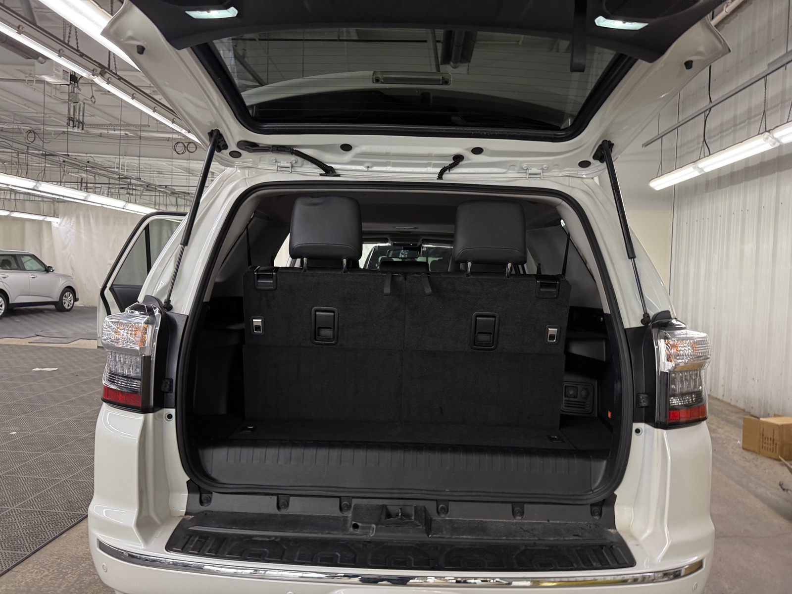 Thumbnail: 2023 Toyota 4Runner - 6