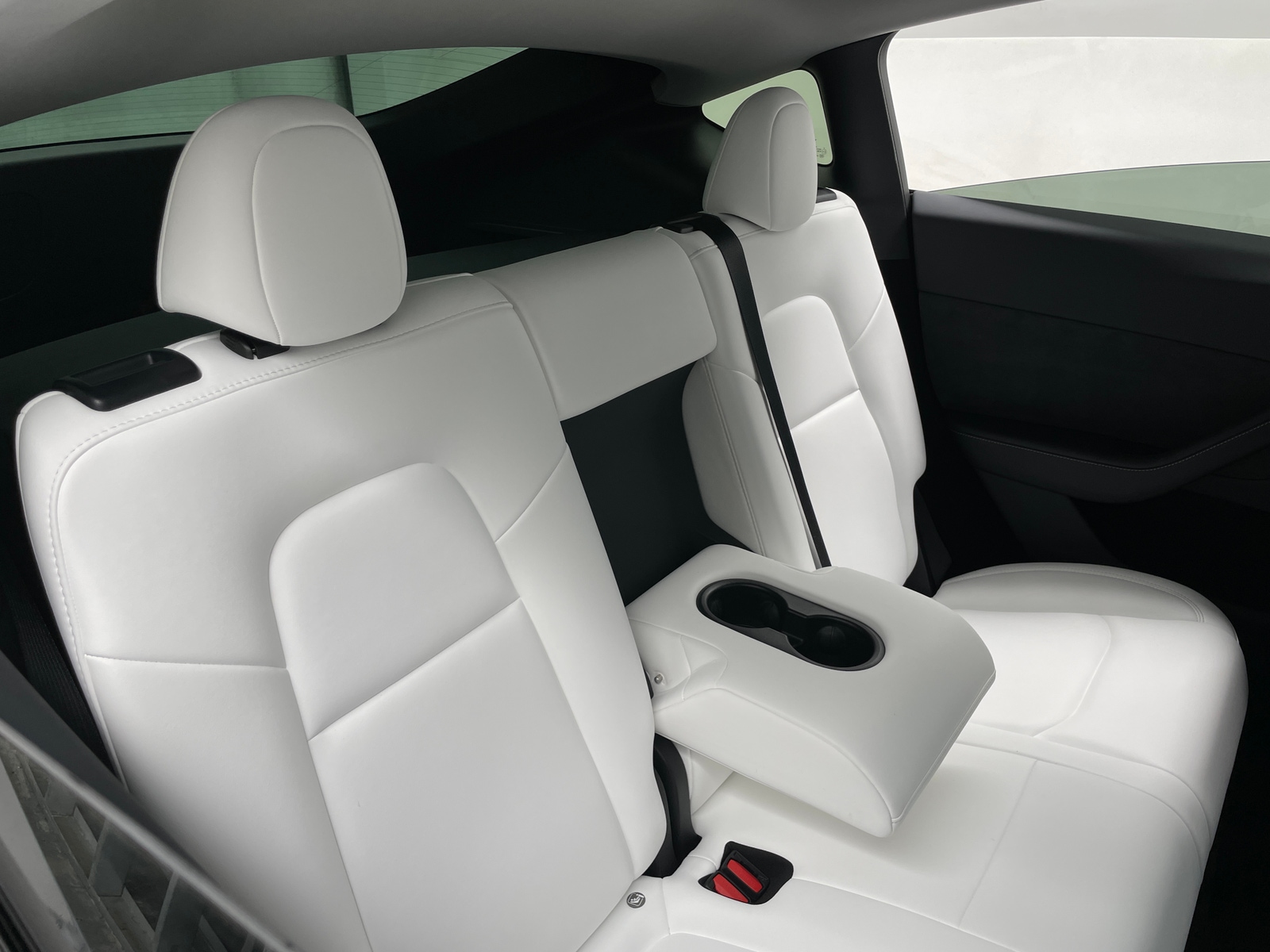 Thumbnail: 2023 Tesla Model Y - 4