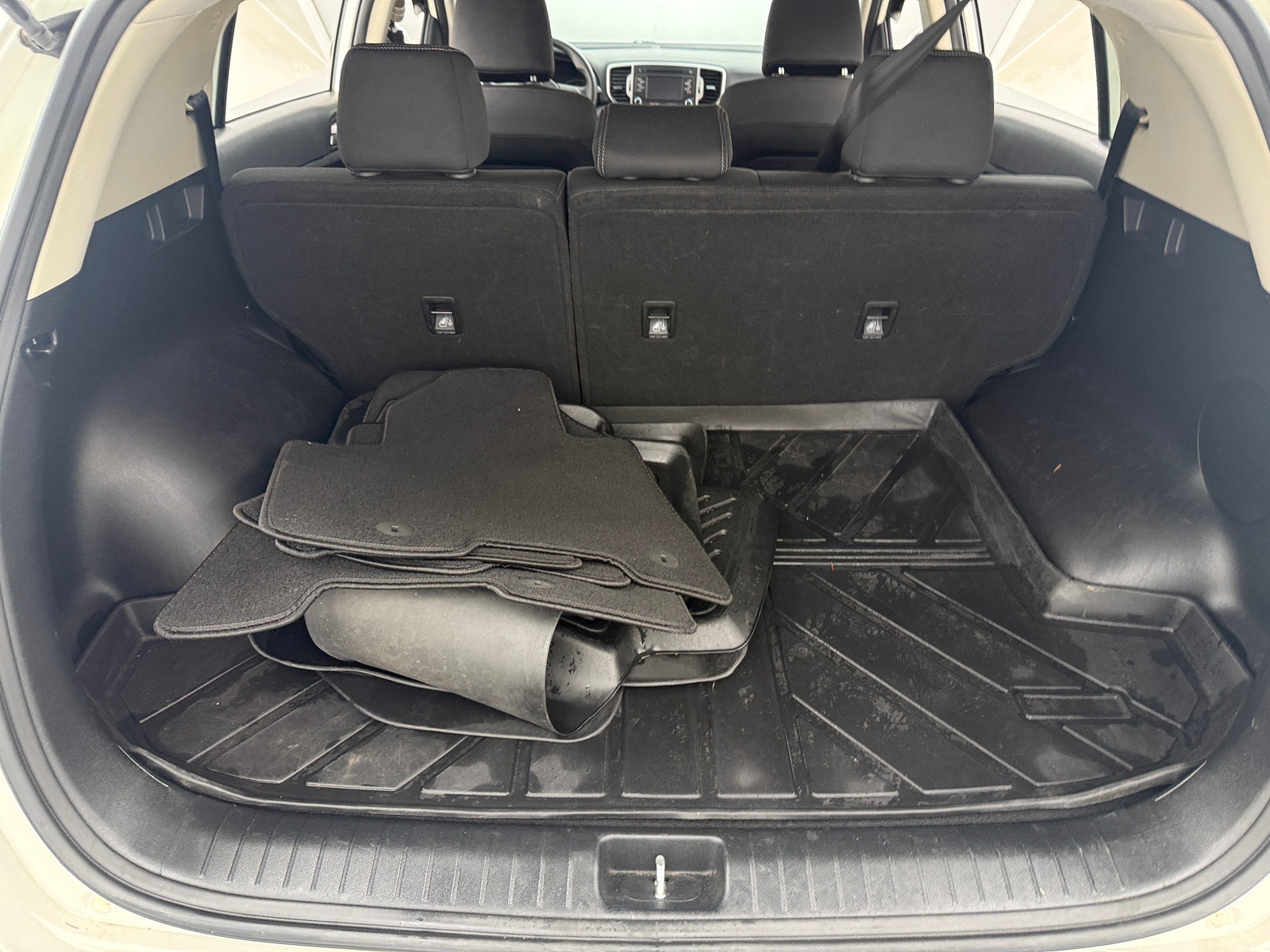 Thumbnail: 2019 Kia Sportage - 7