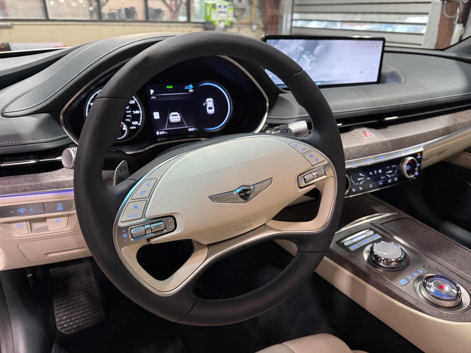 Thumbnail: 2024 Genesis G80 - 4