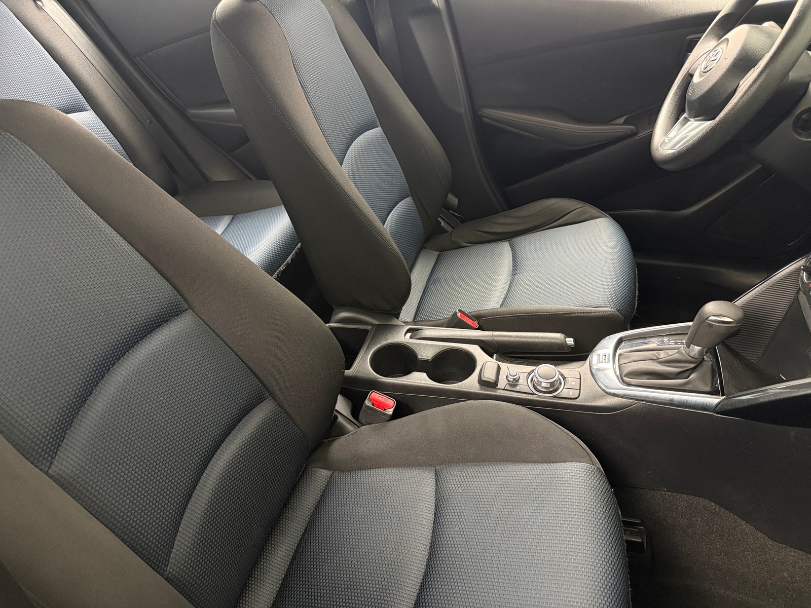 Thumbnail: 2017 Toyota Yaris iA - 2