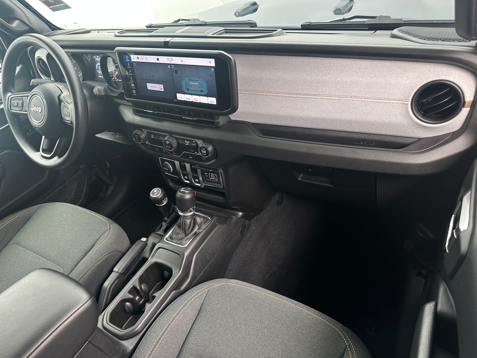 Thumbnail: 2025 Jeep Wrangler - 3