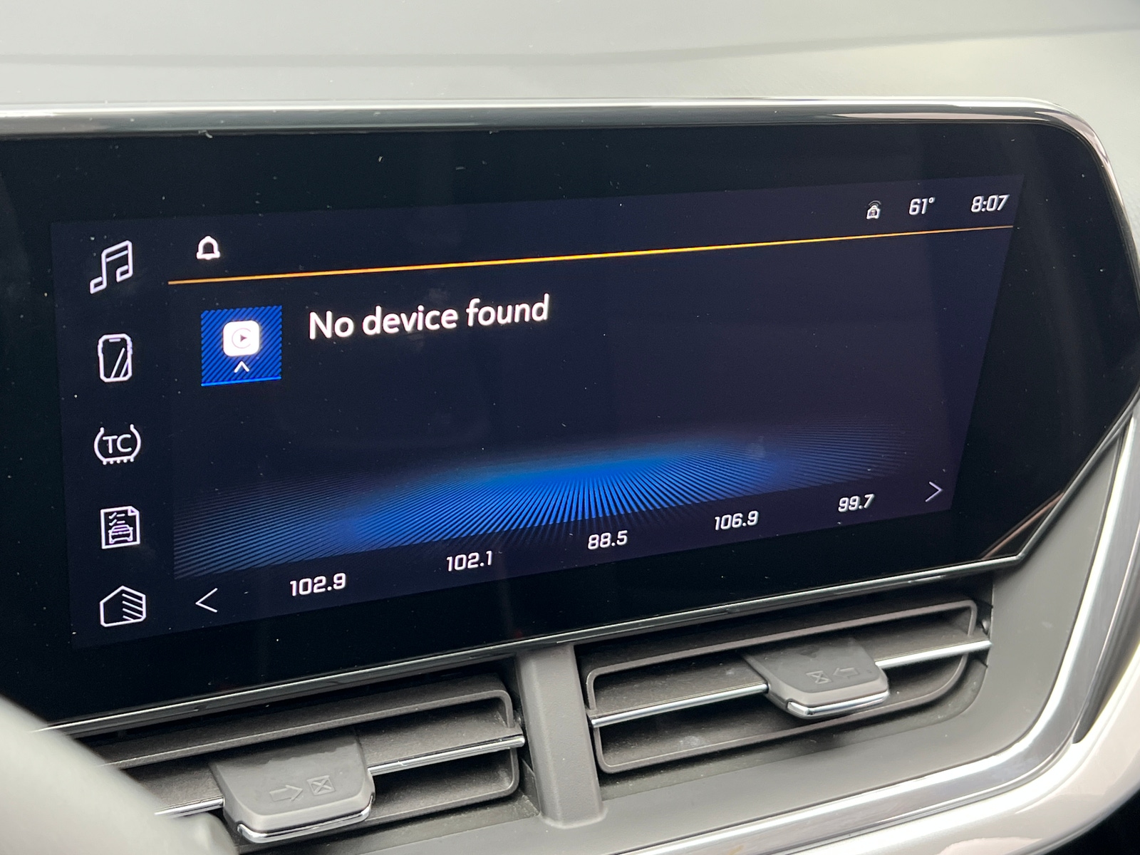 Thumbnail: 2025 Chevrolet Trax - 4