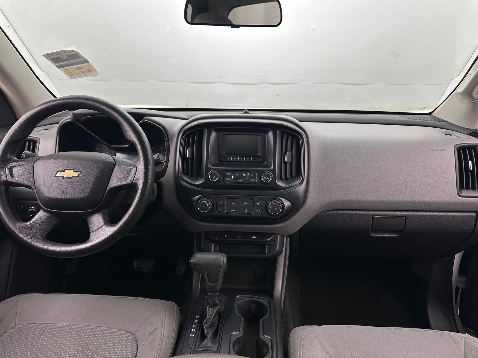 Thumbnail: 2016 Chevrolet Colorado - 3