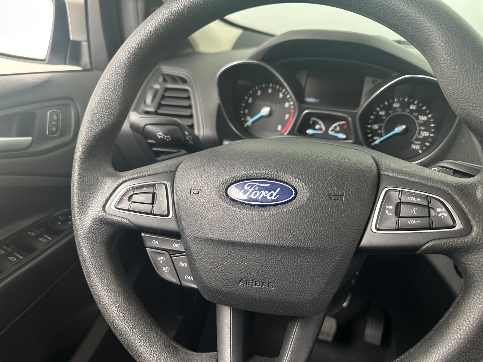 Thumbnail: 2019 Ford Escape - 5