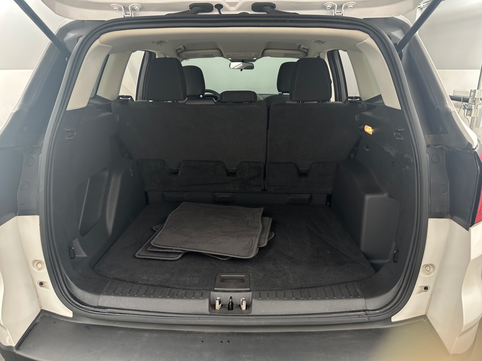 Thumbnail: 2019 Ford Escape - 7