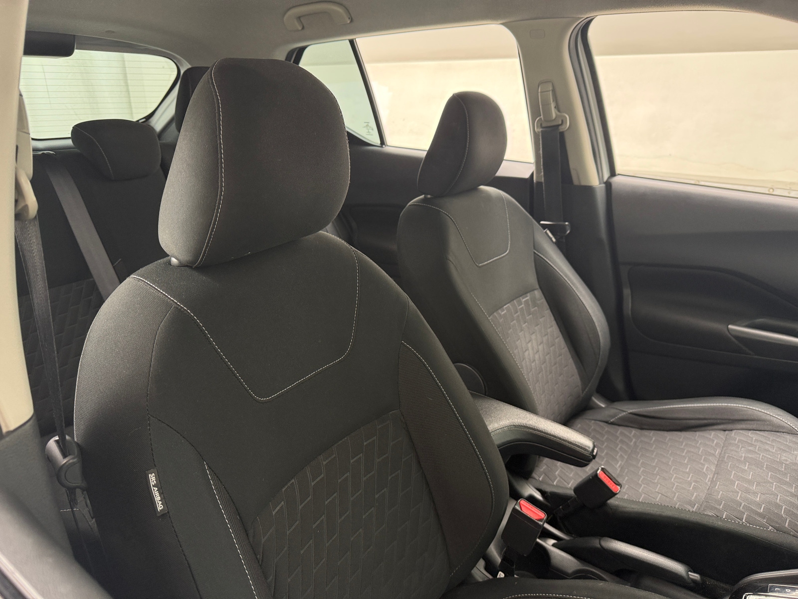 Thumbnail: 2021 Nissan Kicks - 2