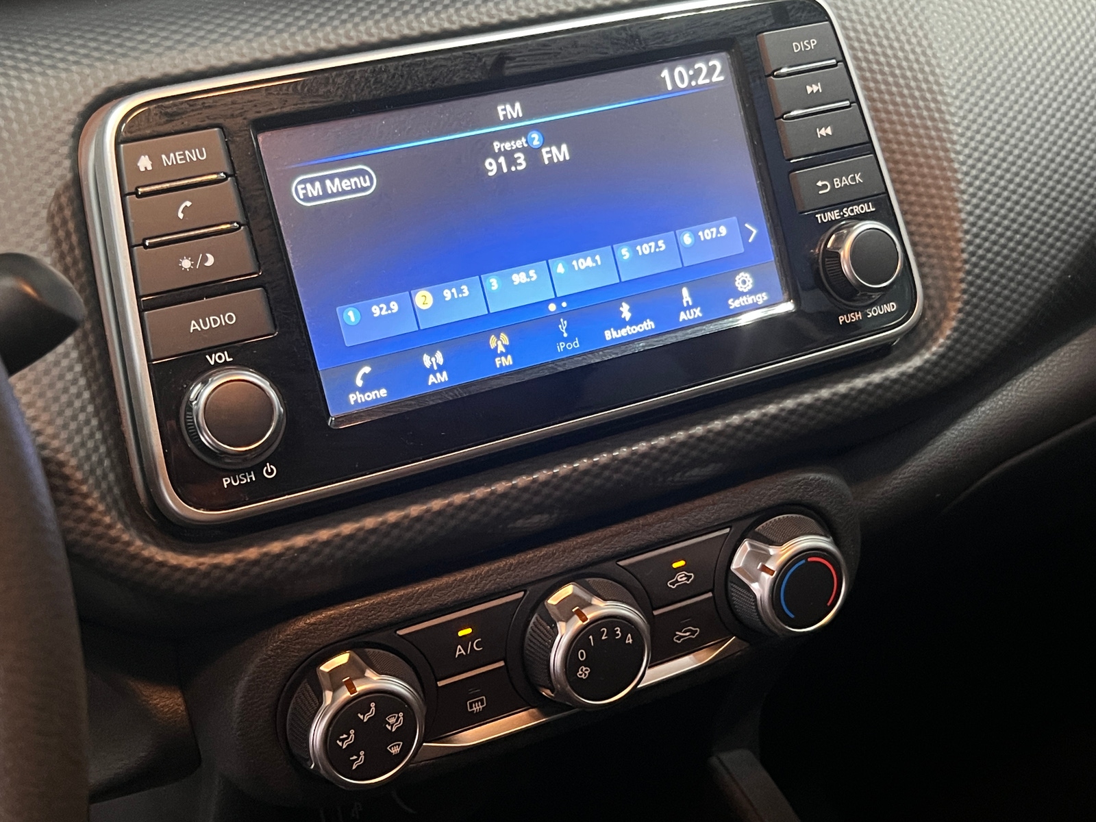 Thumbnail: 2021 Nissan Kicks - 4