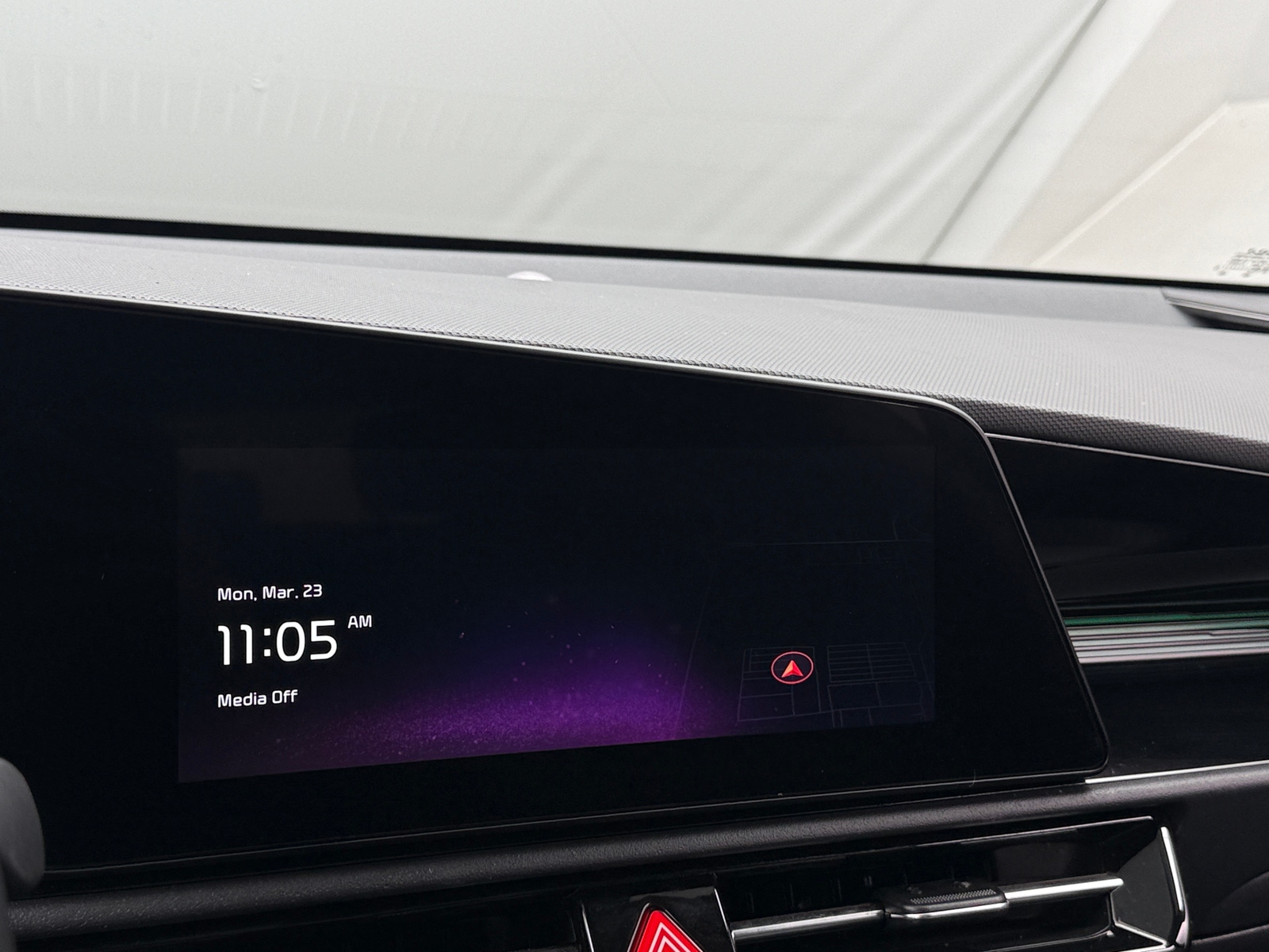 Thumbnail: 2024 Kia Niro - 3