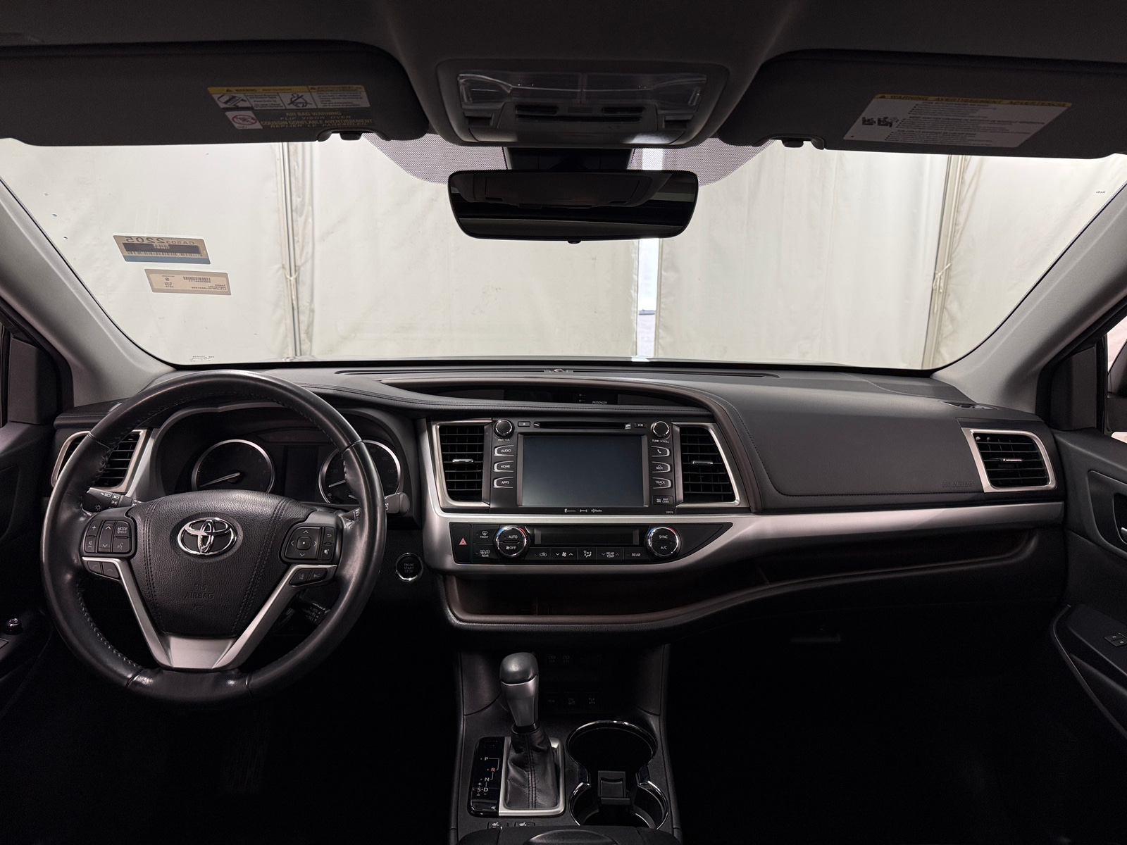 Thumbnail: 2018 Toyota Highlander - 2