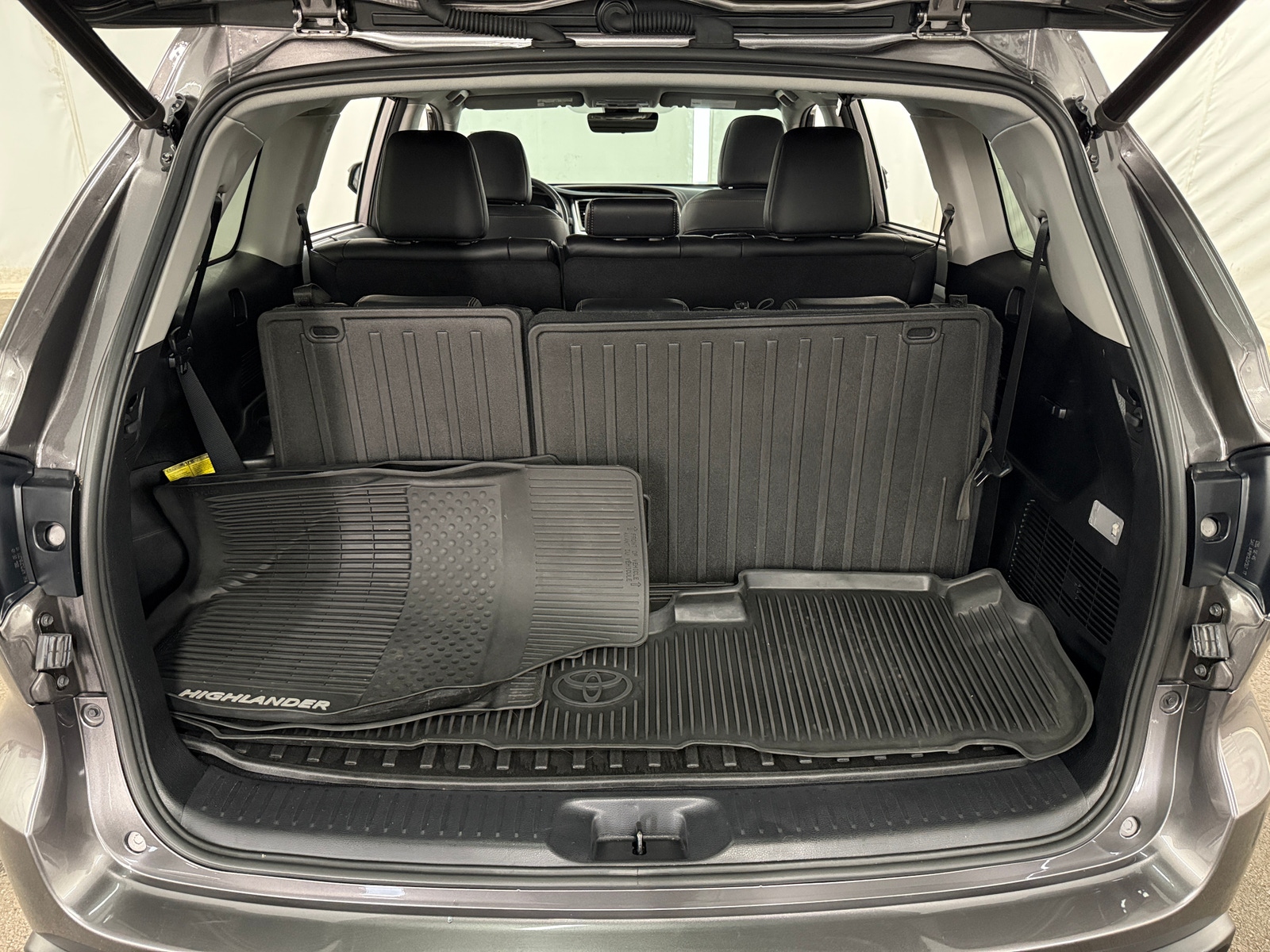 Thumbnail: 2018 Toyota Highlander - 6