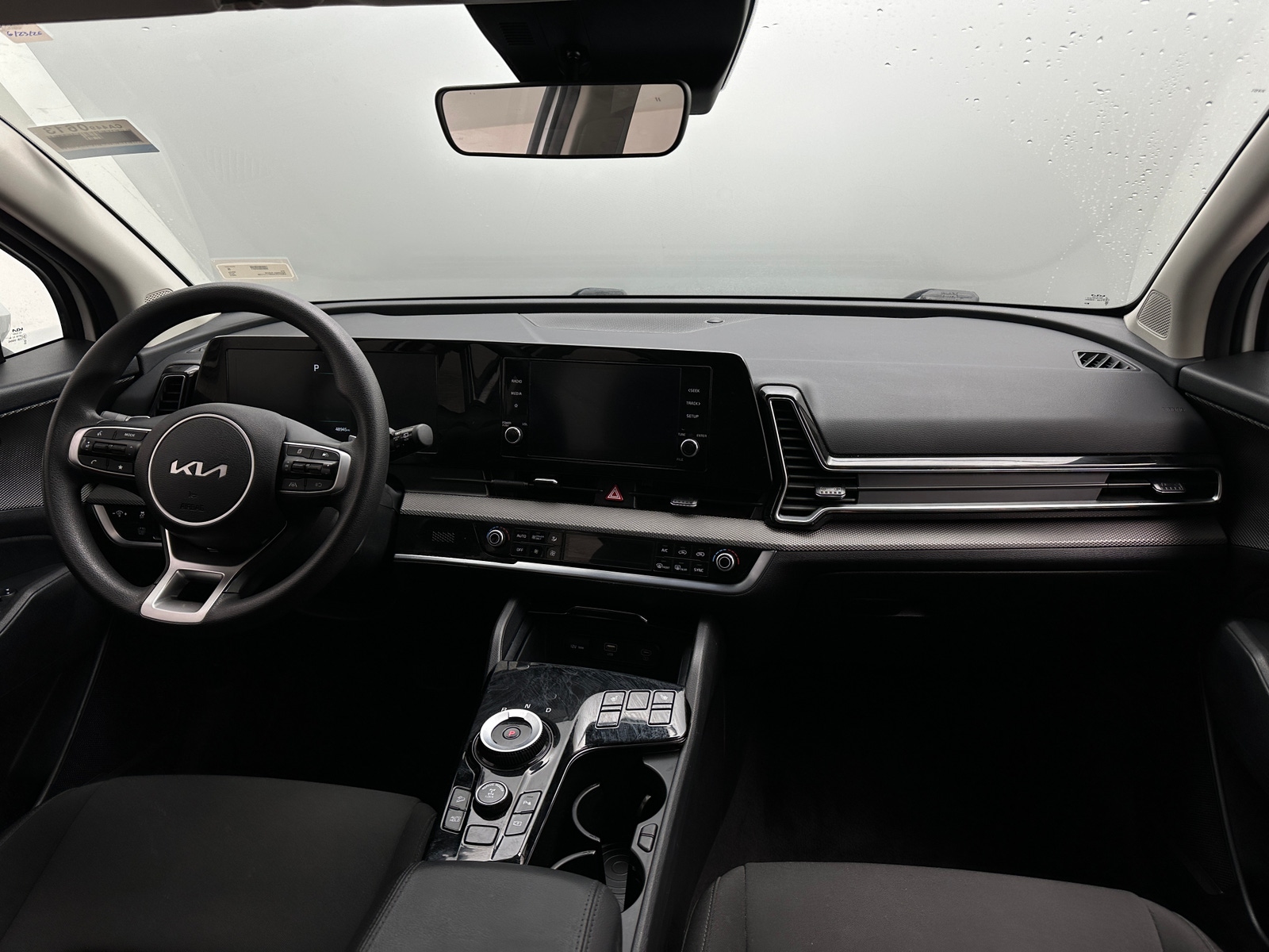 Thumbnail: 2023 Kia Sportage - 3