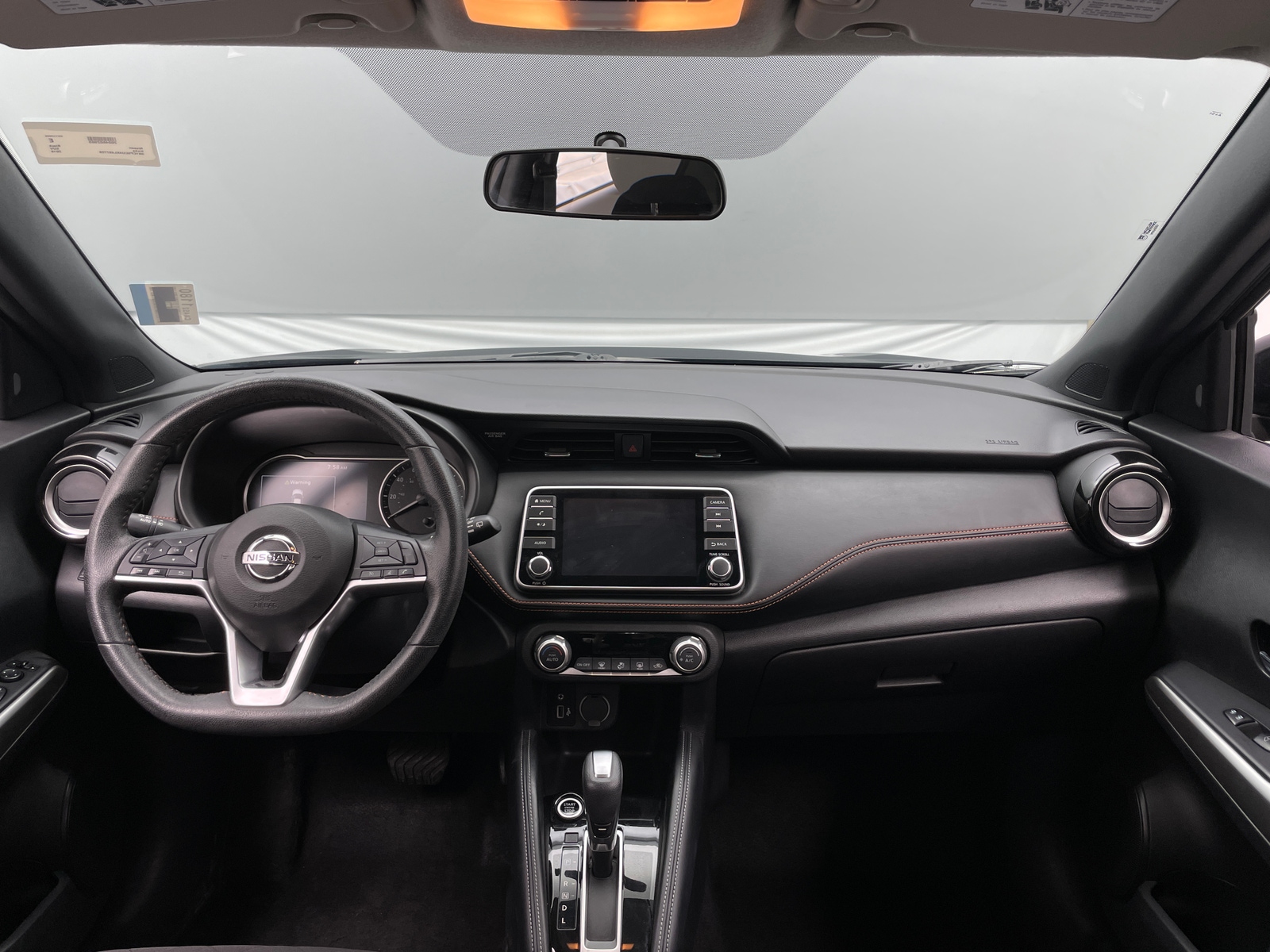 Thumbnail: 2019 Nissan Kicks - 3