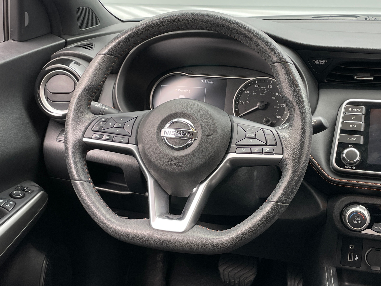 Thumbnail: 2019 Nissan Kicks - 5